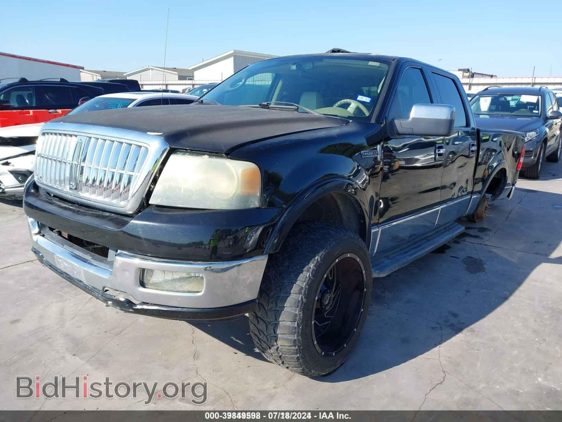 2006 LINCOLN MARK LT - VIN: 5LTPW16536FJ03633 - Photo 2