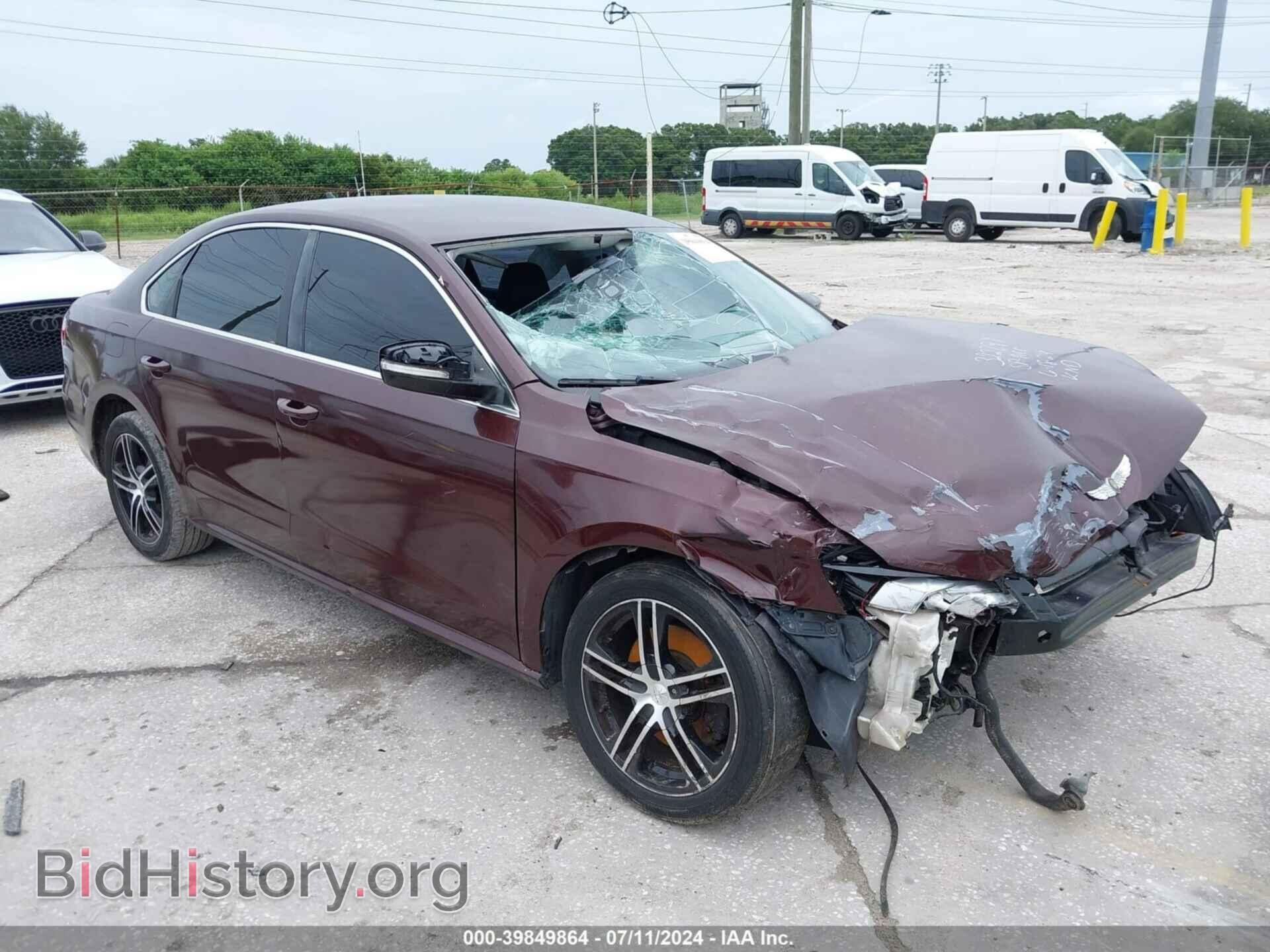 Photo 1VWBP7A32DC099489 - VOLKSWAGEN PASSAT 2013