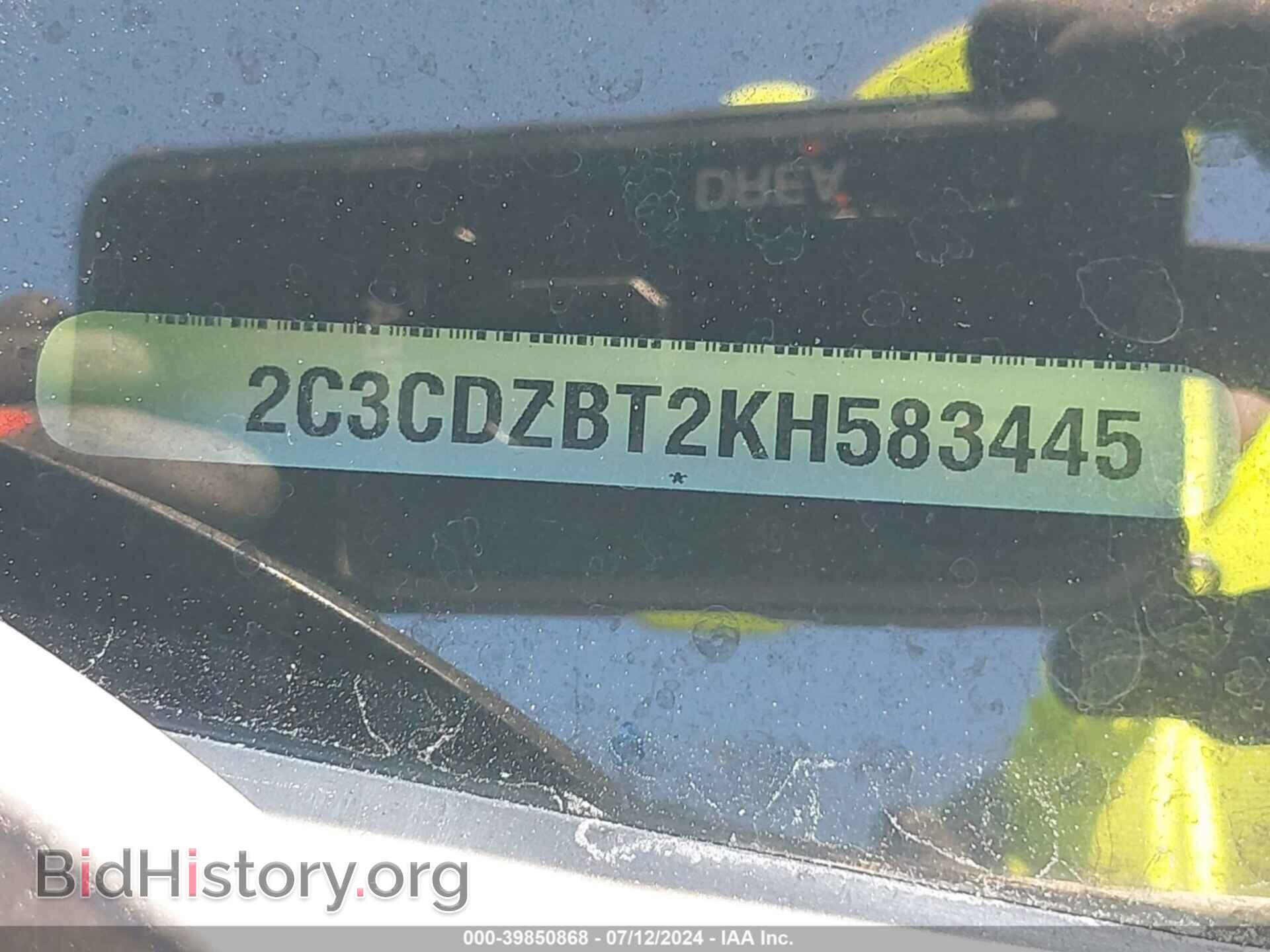 2019 DODGE CHALLENGER - VIN: 2C3CDZBT2KH583445 - Фото 9