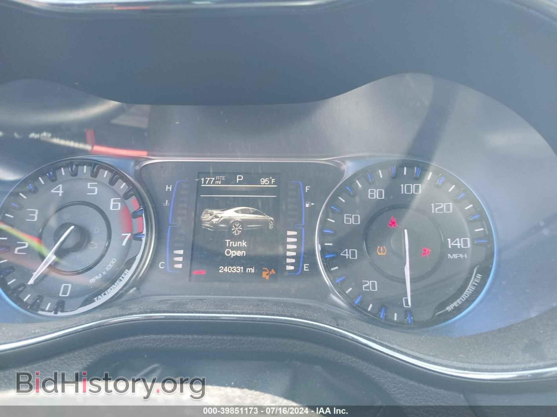 2015 CHRYSLER 200 - VIN: 1C3CCCBB7FN649735 - Фото 7