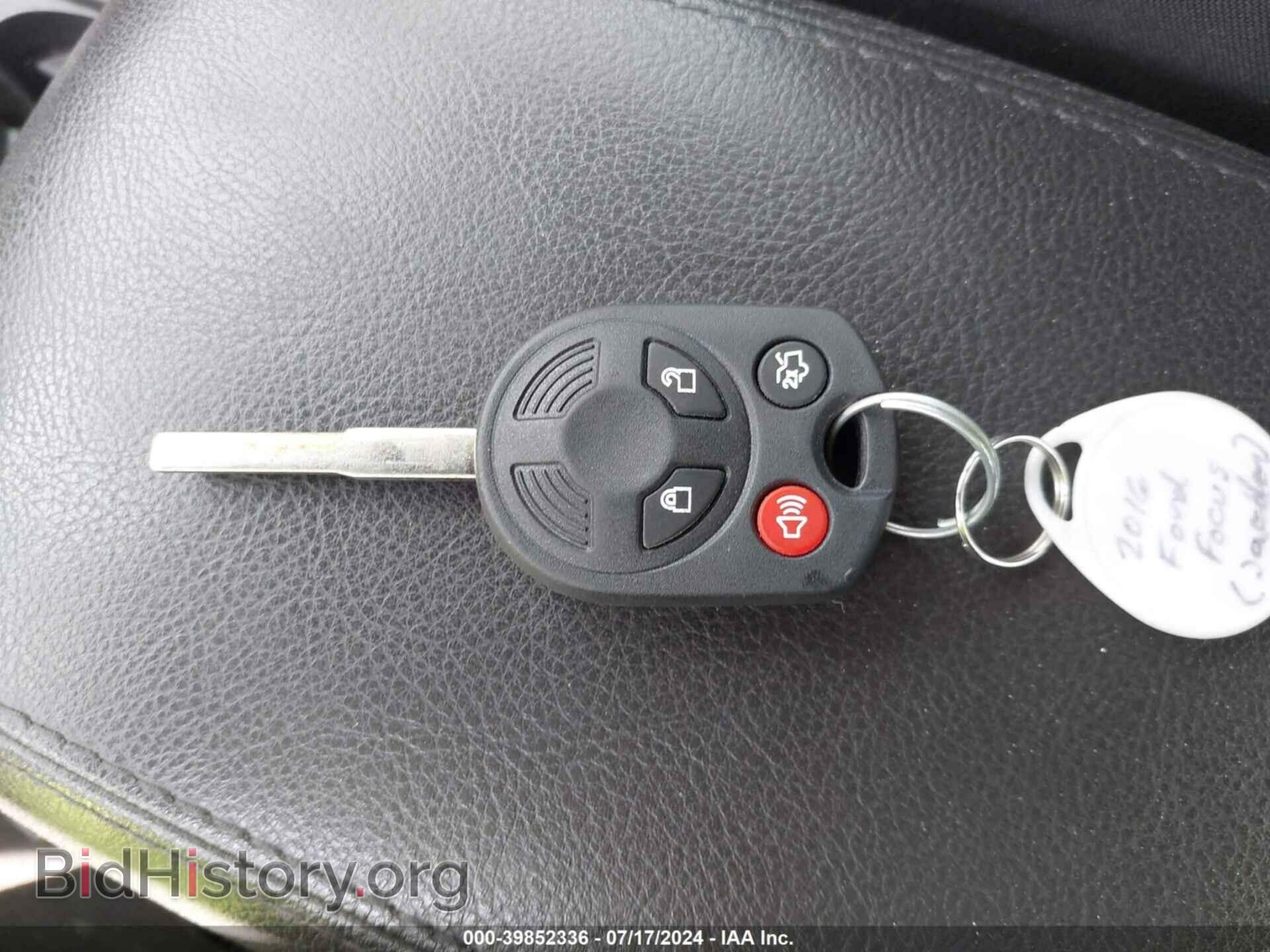2016 FORD FOCUS - VIN: 1FADP3F22GL247946 - Photo 11
