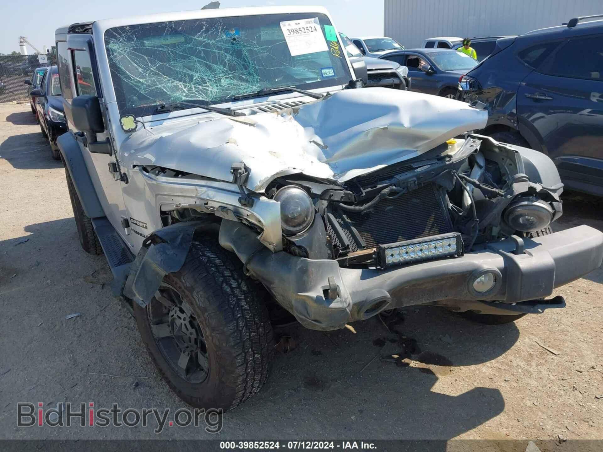 2011 JEEP WRANGLER - VIN: 1J4AA2D17BL523558 - Фото 6