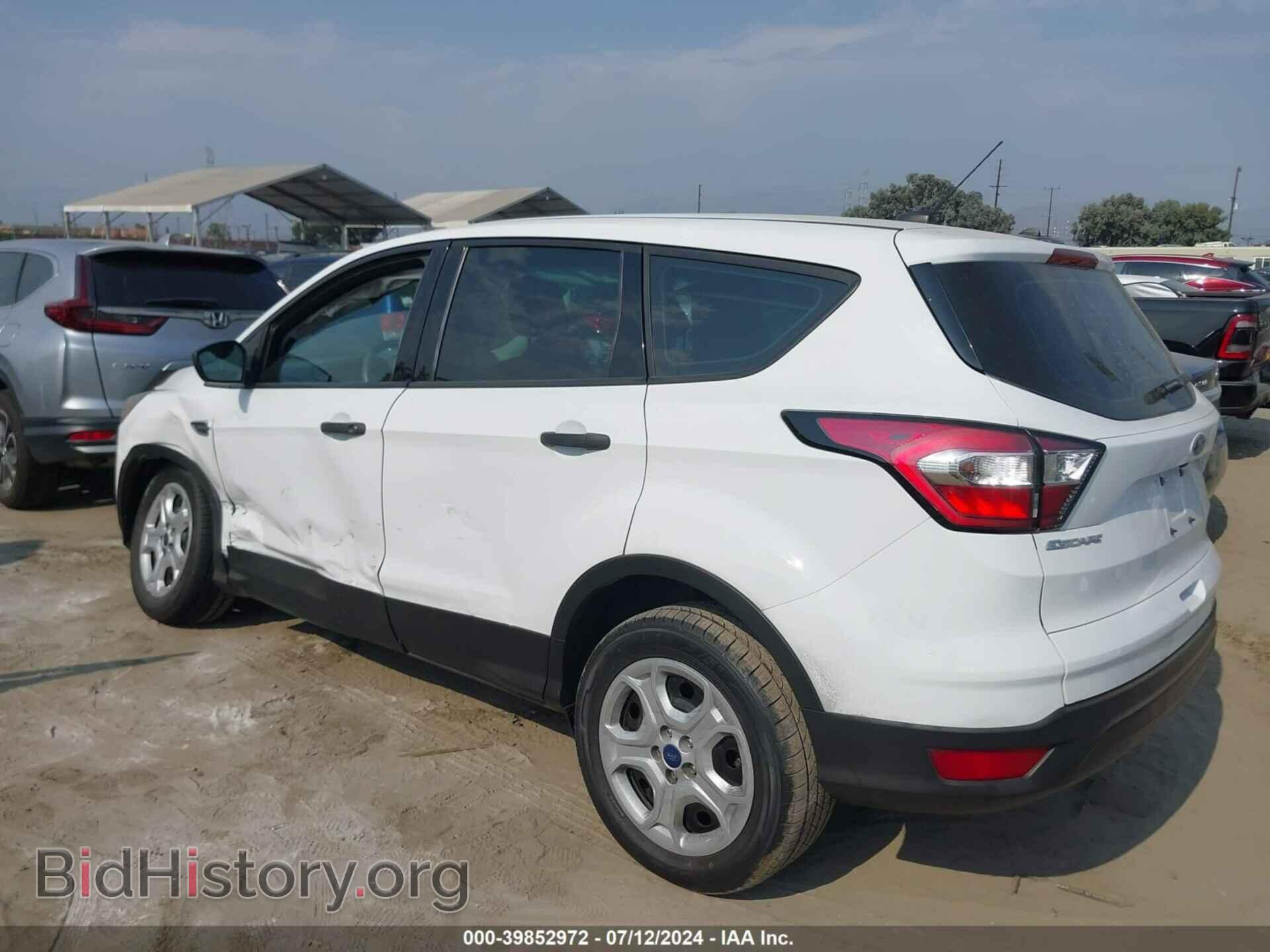 2018 FORD ESCAPE - VIN: 1FMCU0F72JUA36431 - Фото 3