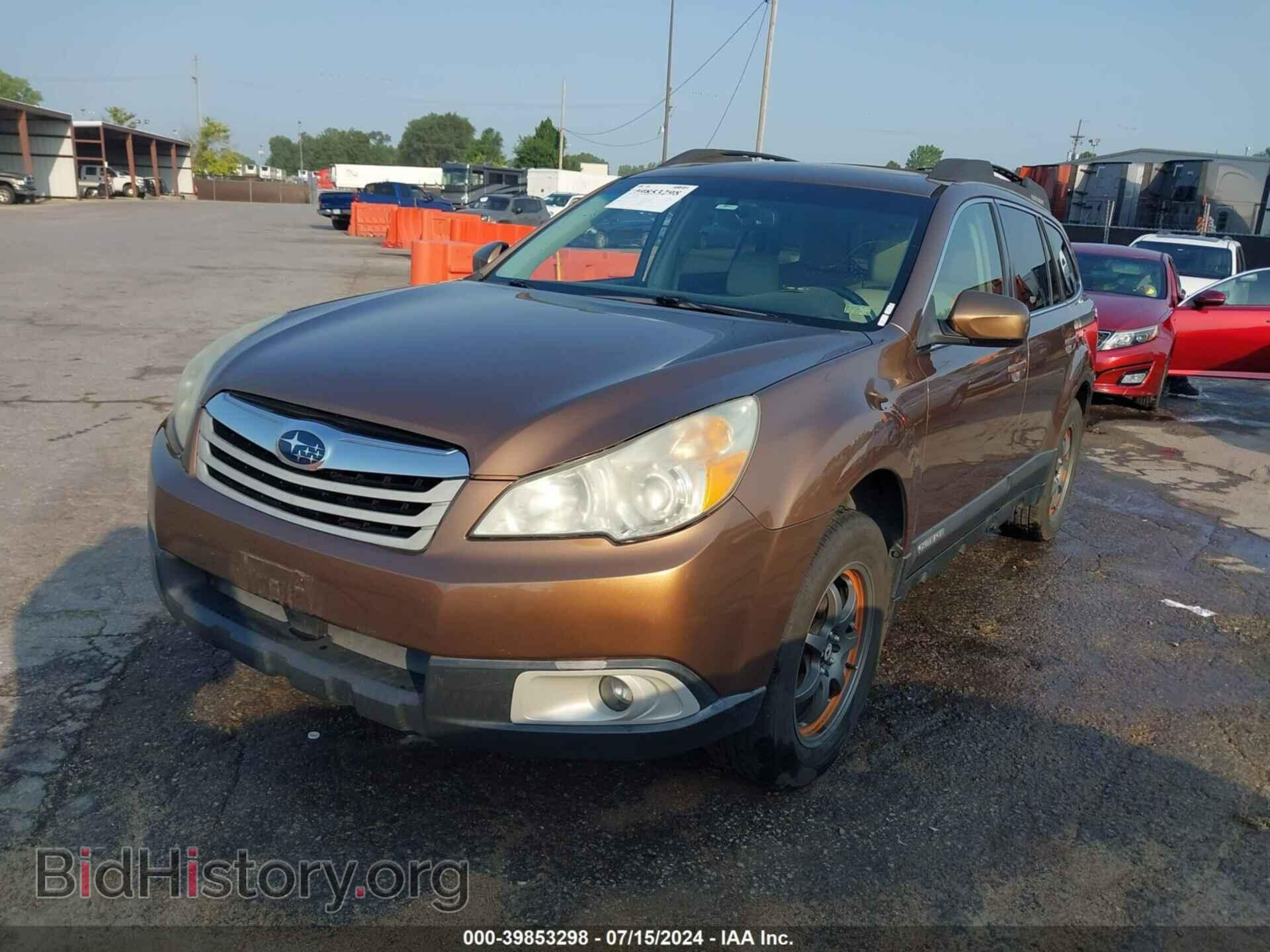 2011 SUBARU OUTBACK - VIN: 4S4BRBGC8B3392829 - Фото 2