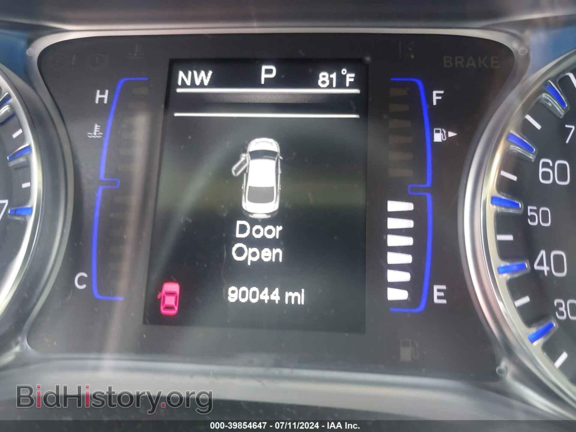2015 CHRYSLER 200 - VIN: 1C3CCCAB0FN602841 - Фото 7