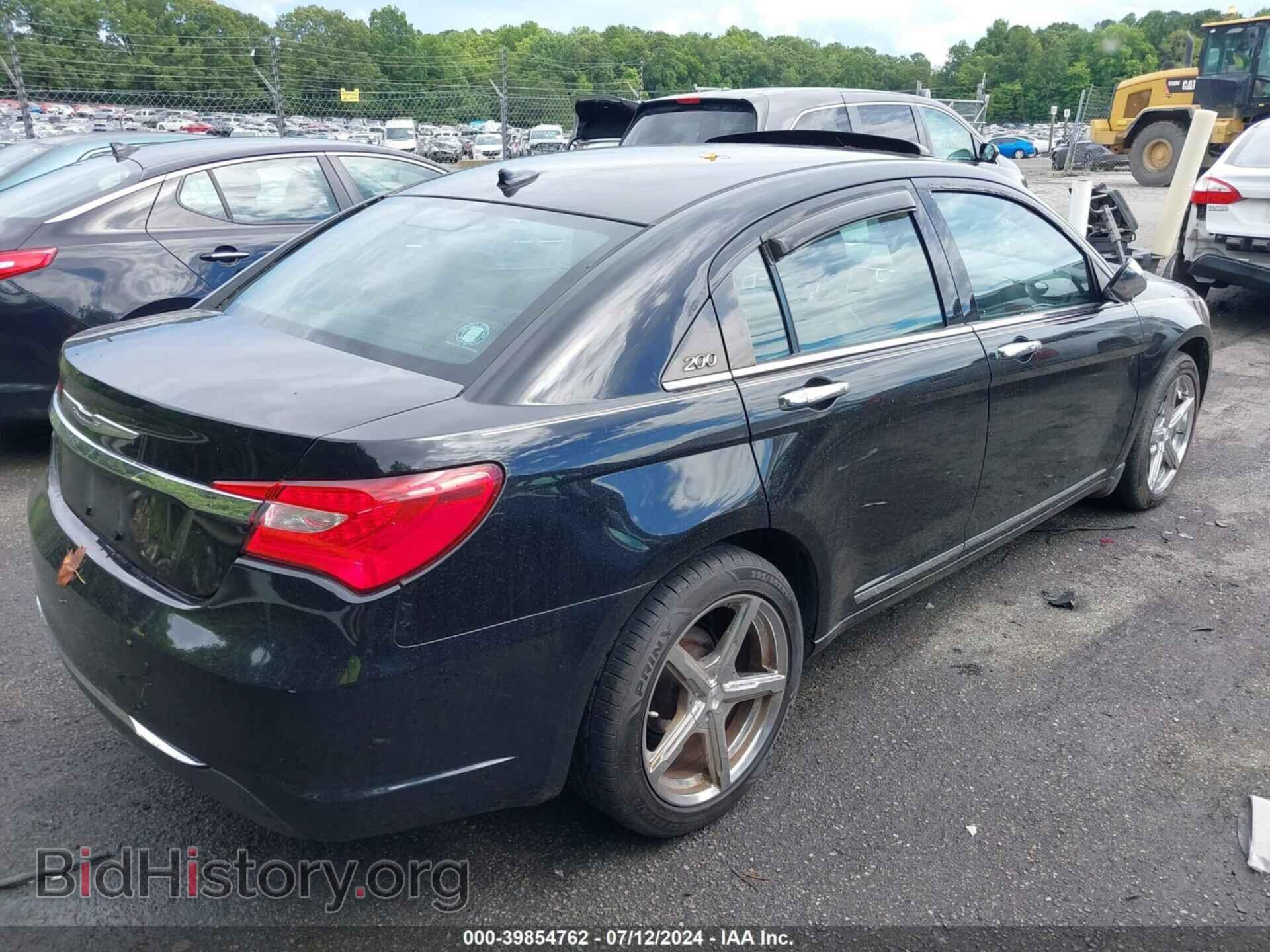2011 CHRYSLER 200 - VIN: 1C3BC2FG9BN596736 - Фото 4
