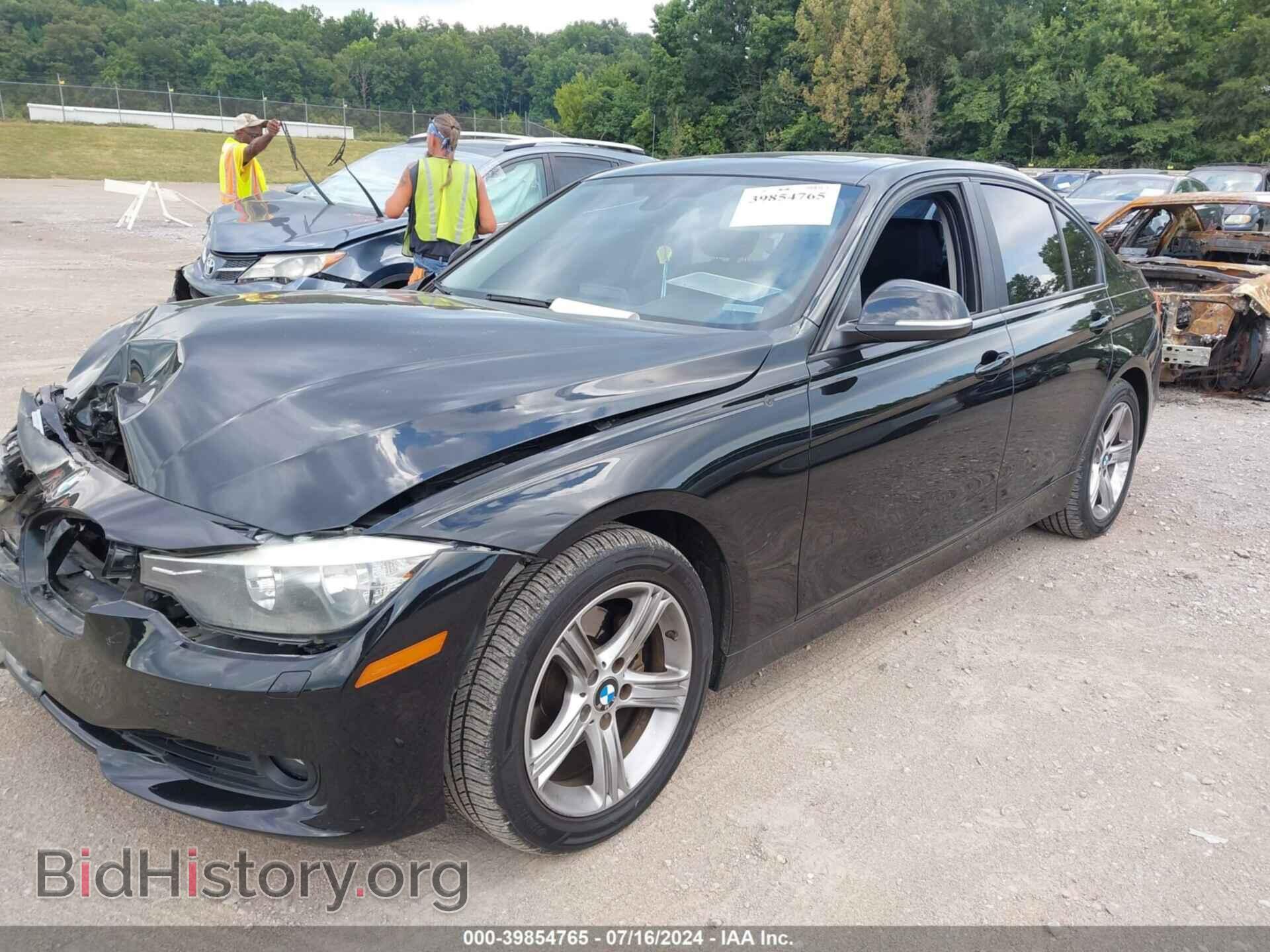 2013 BMW 328I - VIN: WBA3B5C50DF592334 - Фото 2