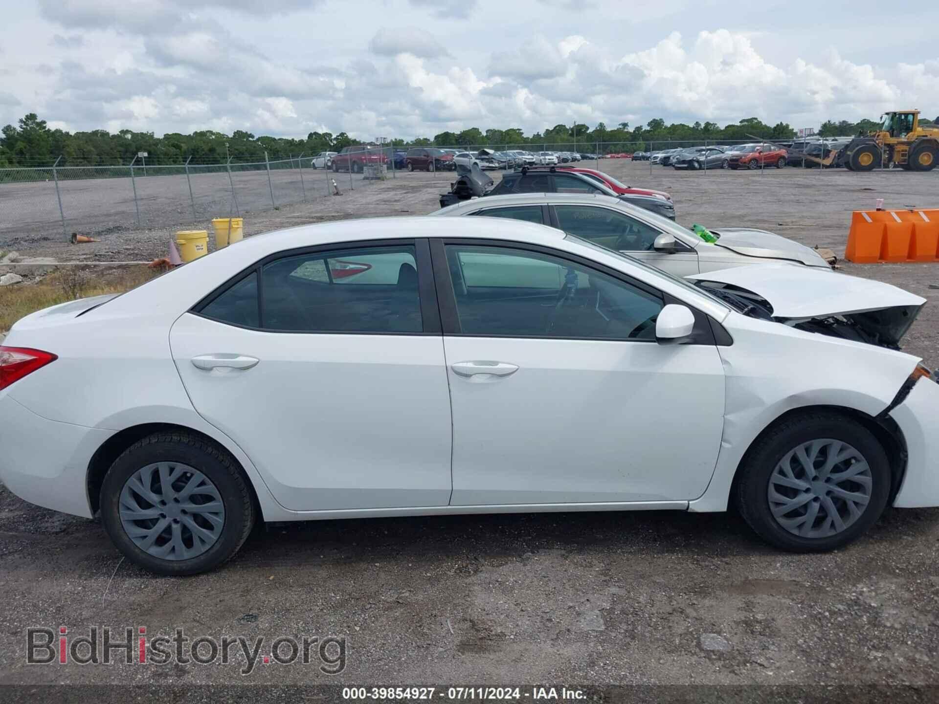 2018 TOYOTA COROLLA - VIN: 5YFBURHE7JP782631 - Фото 13