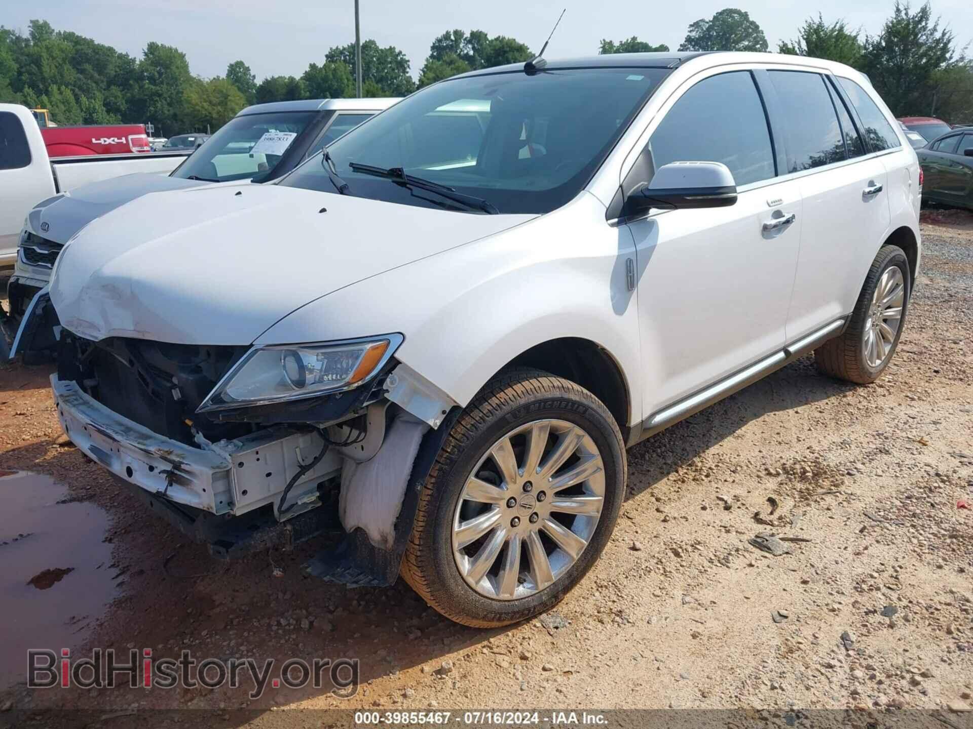 2013 LINCOLN MKX - VIN: 2LMDJ8JK5DBL15135 - Photo 2