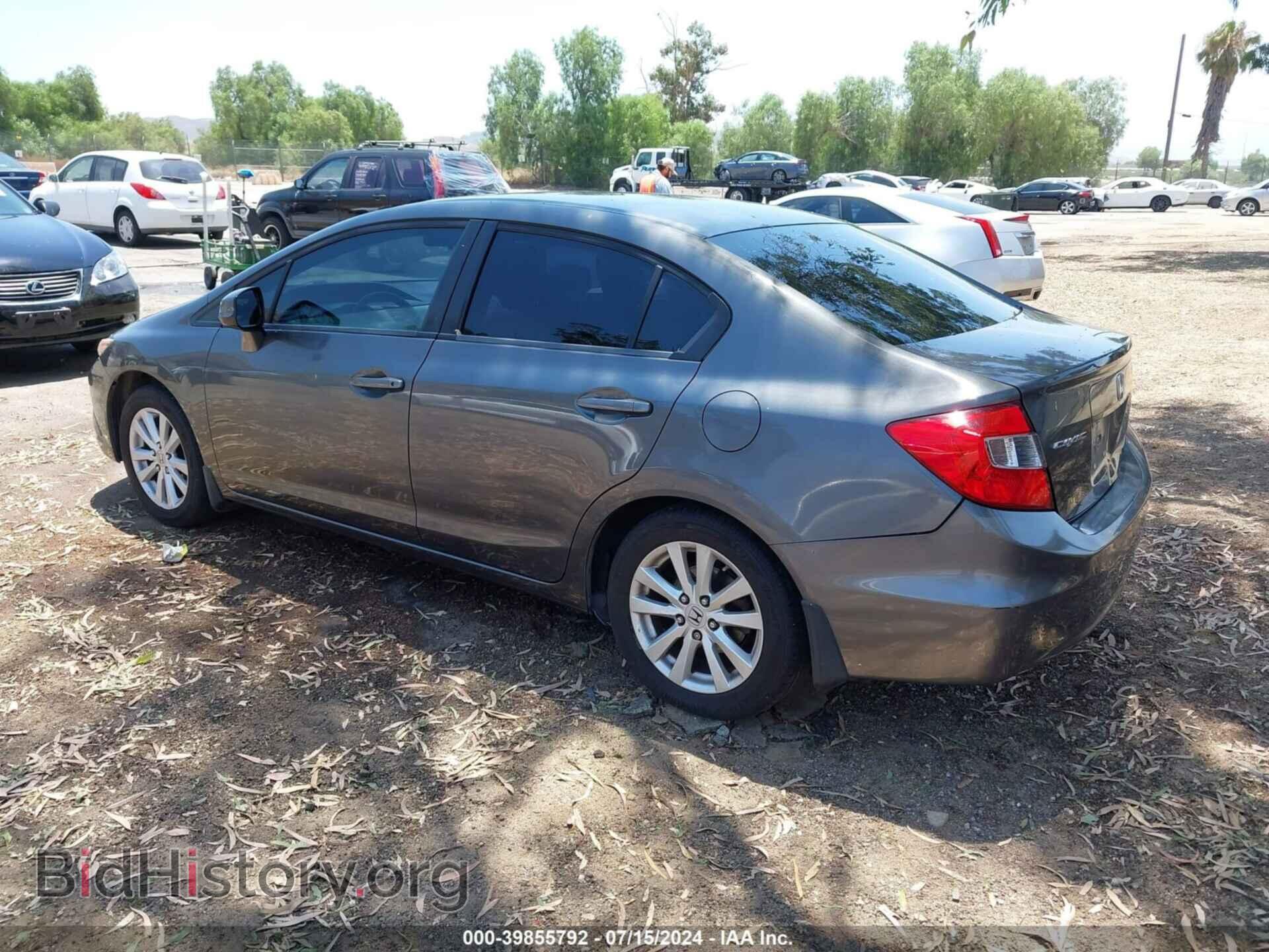 2012 HONDA CIVIC - VIN: 2HGFB2F82CH504774 - Фото 3