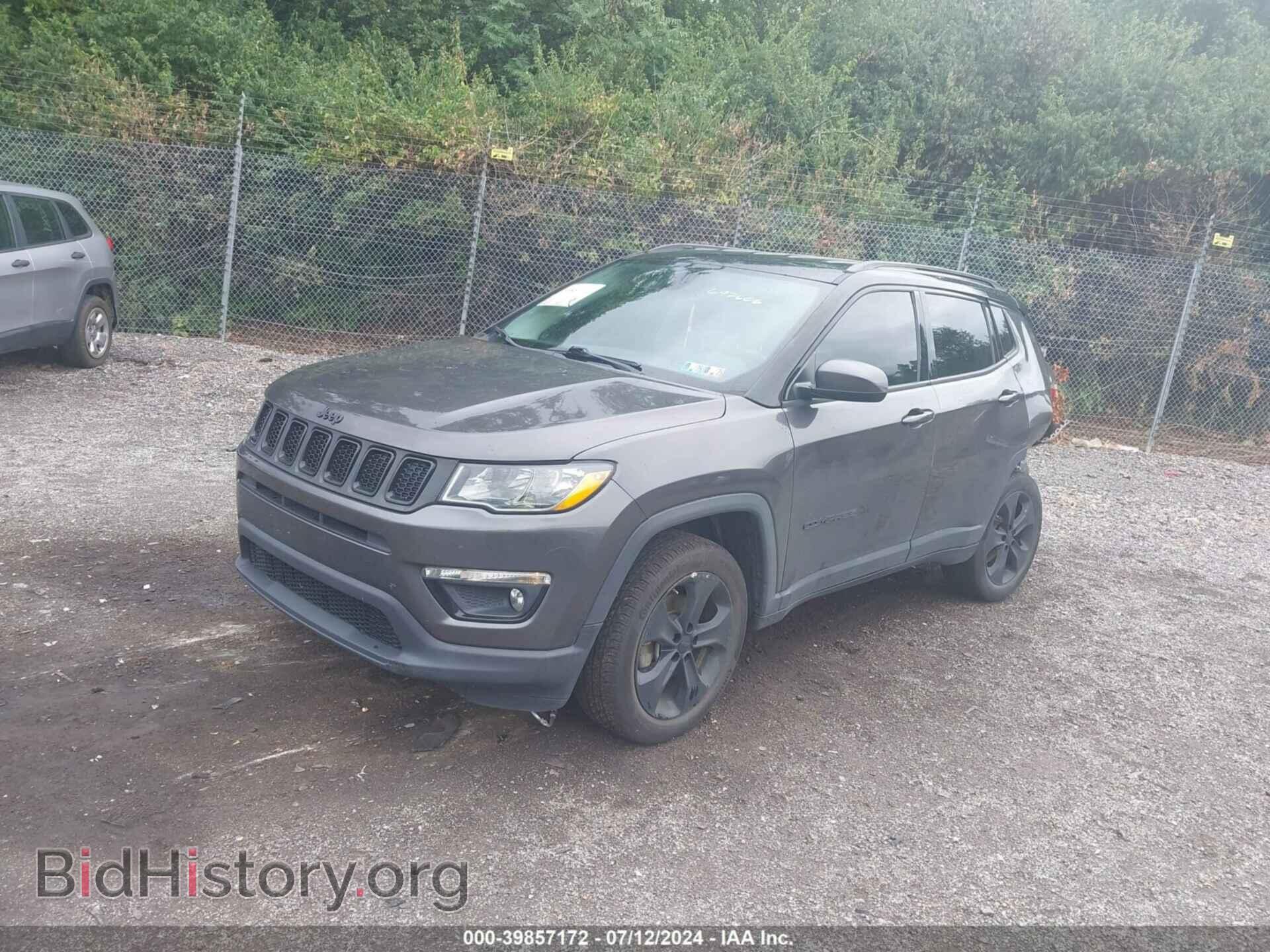 2019 JEEP COMPASS - VIN: 3C4NJDBB2KT697606 - Photo 2