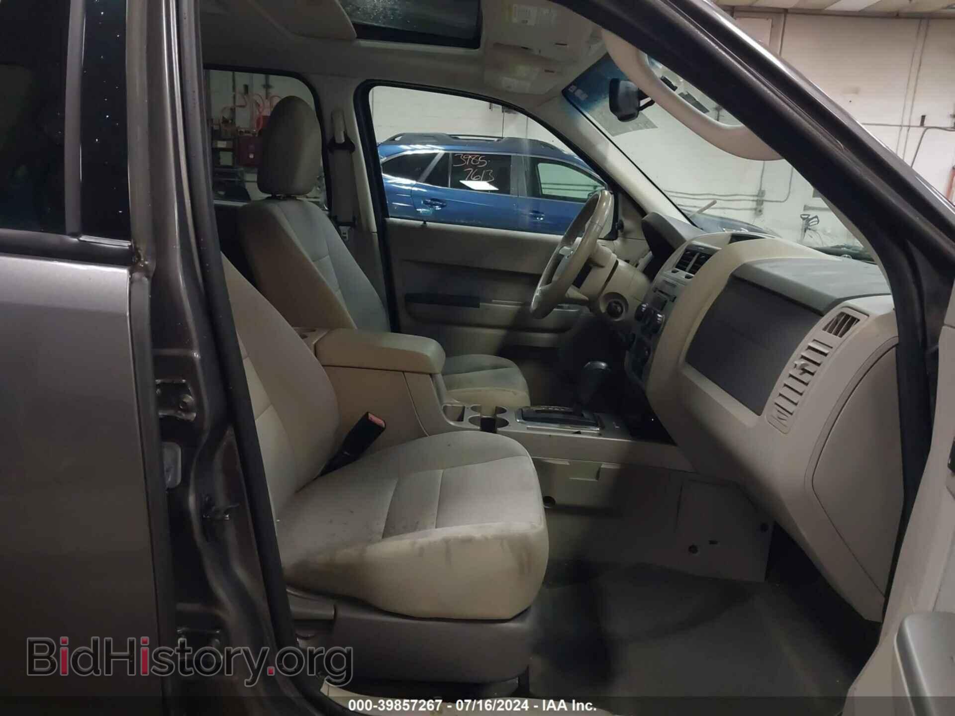 2011 FORD ESCAPE - VIN: 1FMCU9D73BKB81871 - Фото 5