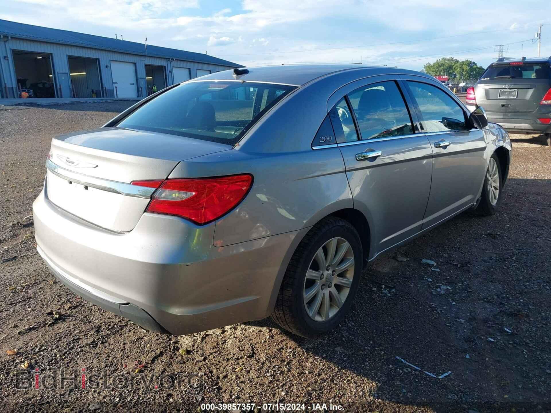 2014 CHRYSLER 200 - VIN: 1C3CCBCG0EN183827 - Фото 4