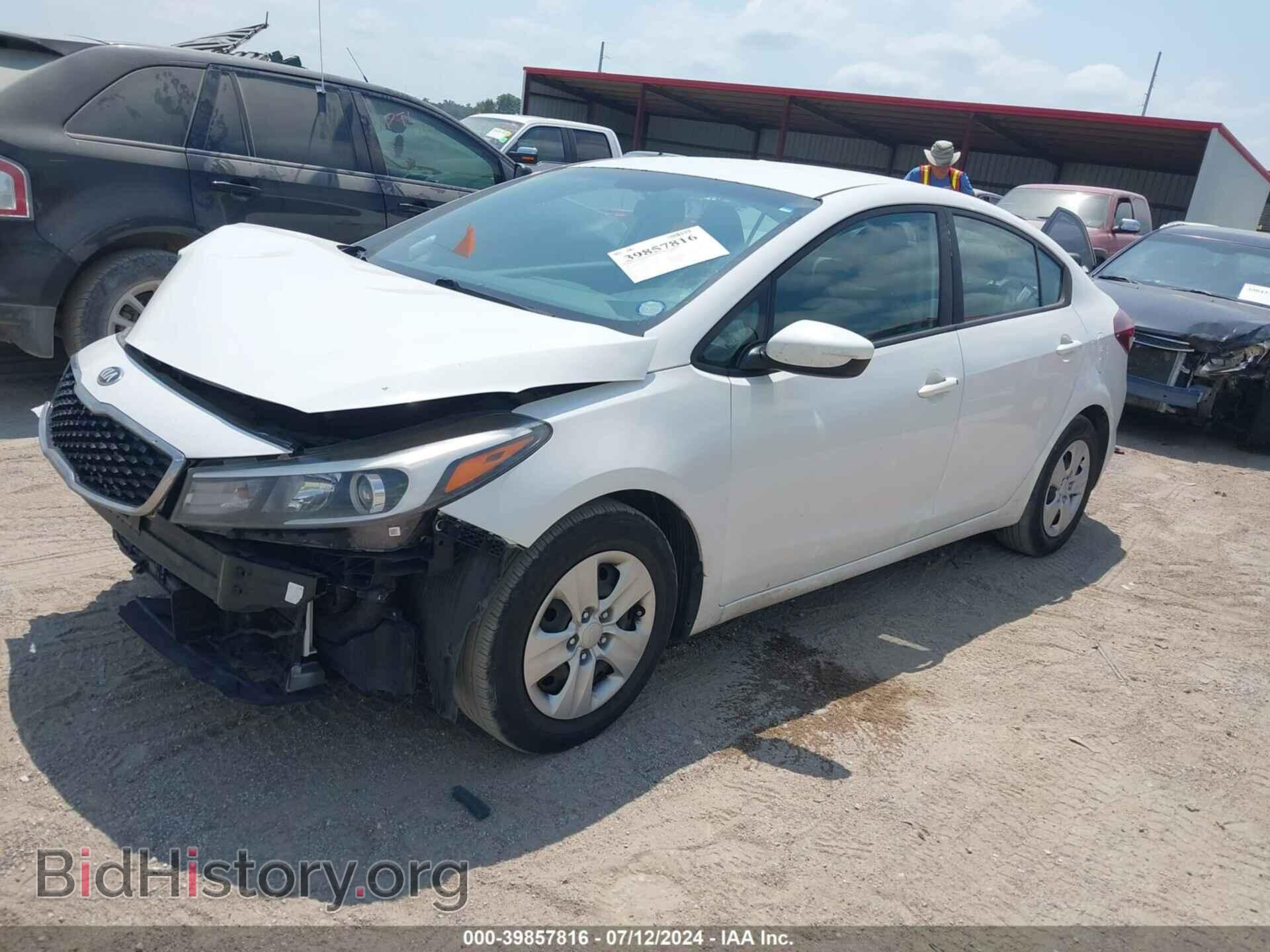 2017 KIA FORTE - VIN: 3KPFK4A73HE072563 - Фото 2