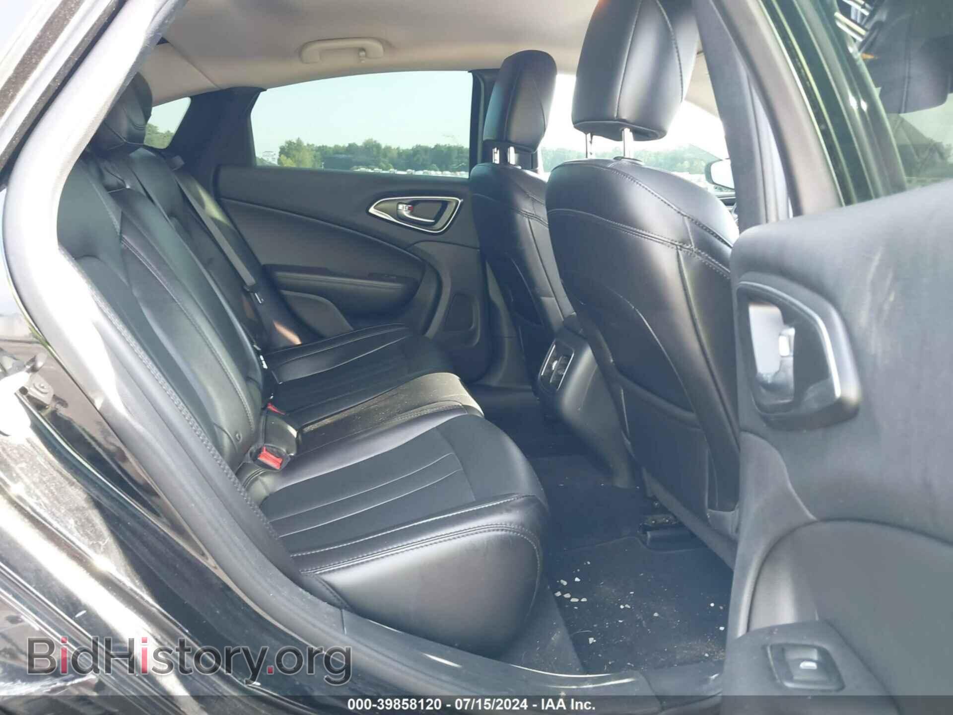 2016 CHRYSLER 200 - VIN: 1C3CCCAB3GN197673 - Photo 8