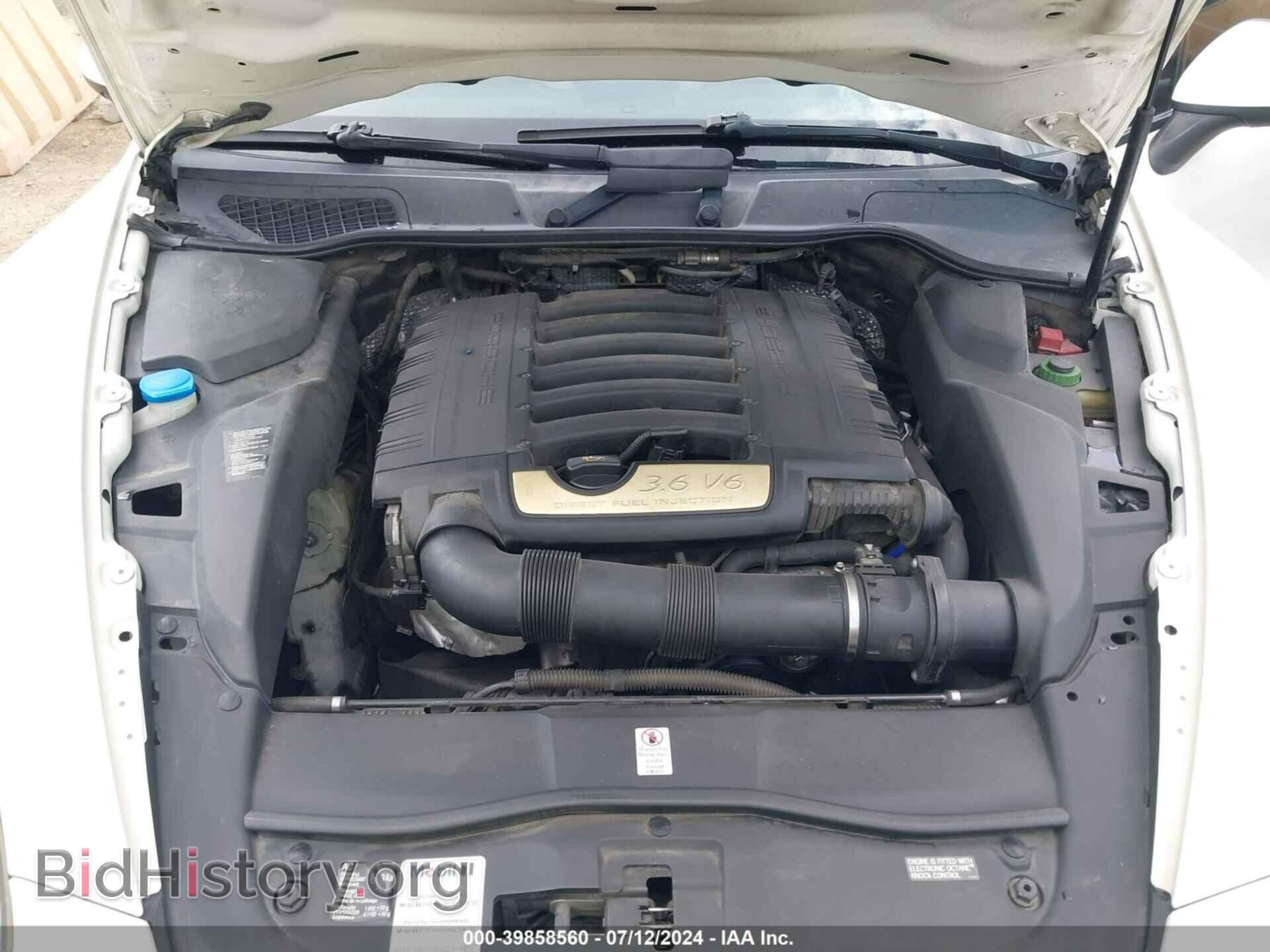2011 PORSCHE CAYENNE - VIN: WP1AA2A21BLA04877 - Photo 10