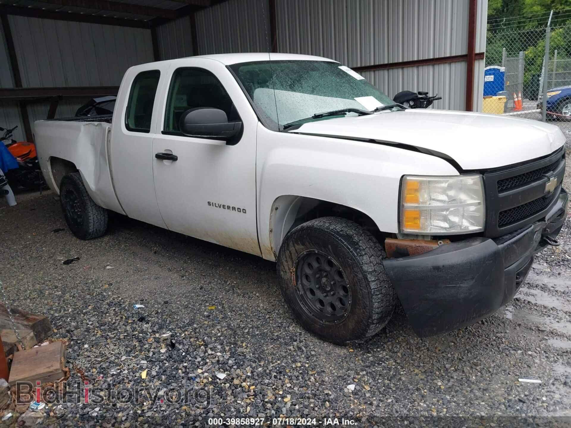 Photo 1GCSKPE36AZ244943 - CHEVROLET SILVERADO 1500 2010