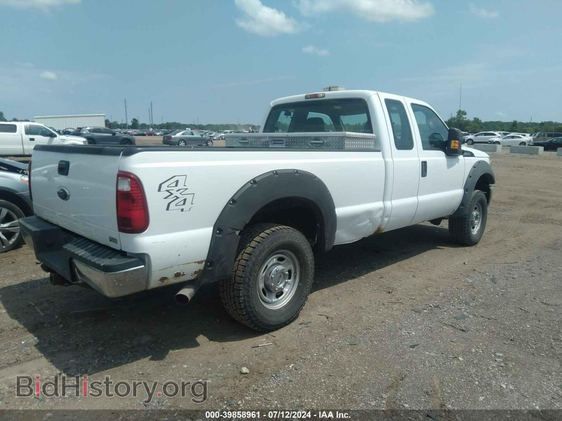 2011 FORD F-250 - VIN: 1FT7X2B63BEB41948 - Фото 4