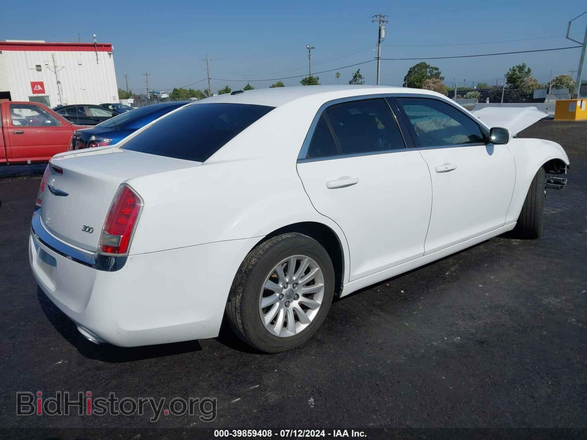 2014 CHRYSLER 300 - VIN: 2C3CCAAG9EH132638 - Фото 4