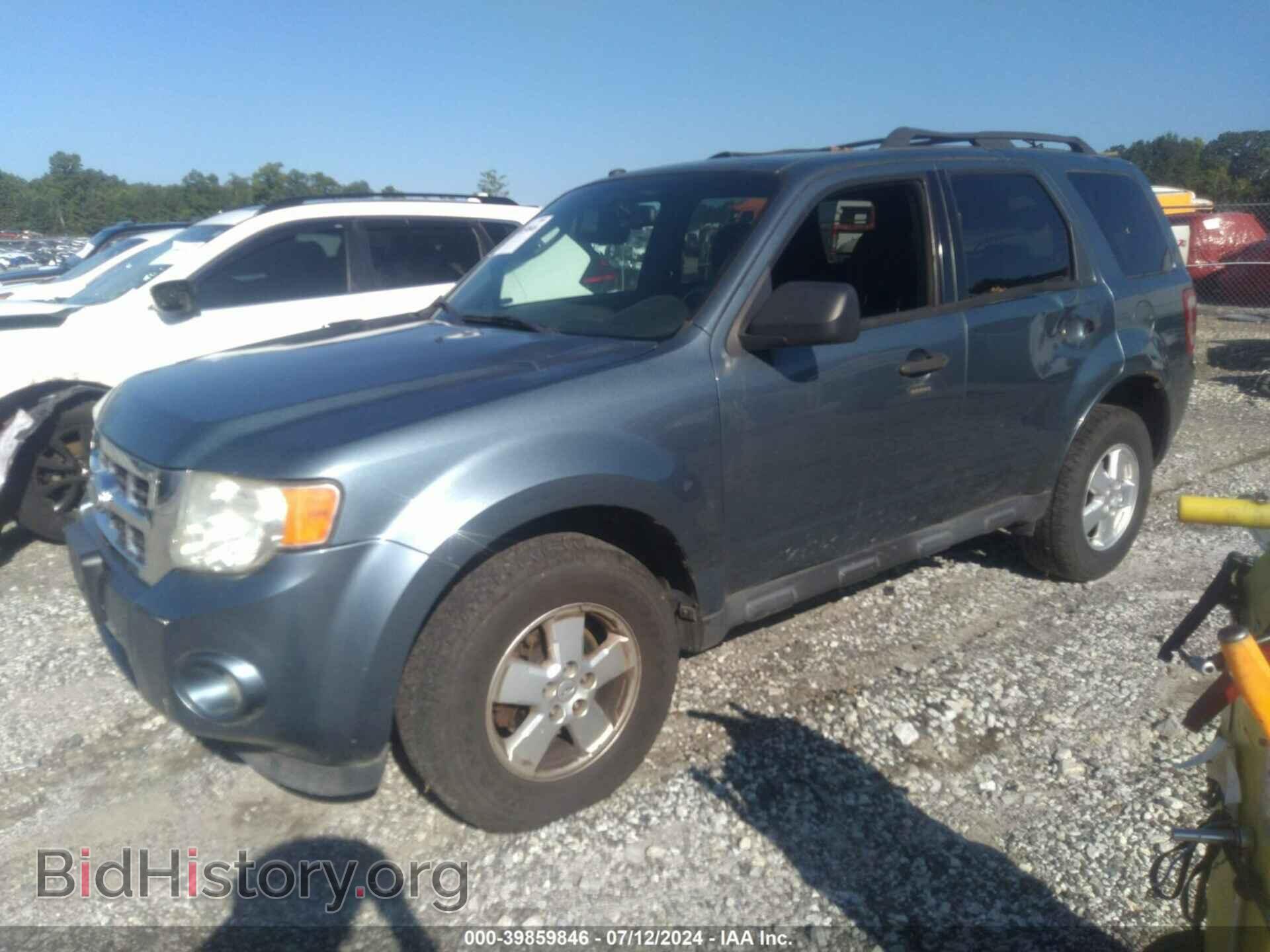 2011 FORD ESCAPE - VIN: 1FMCU0D72BKB33015 - Фото 2