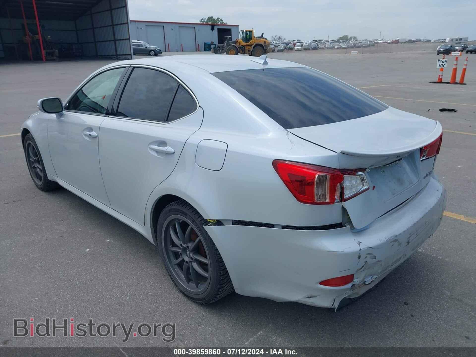 2011 LEXUS IS 350 - VIN: JTHCE5C2XB5000830 - Фото 3
