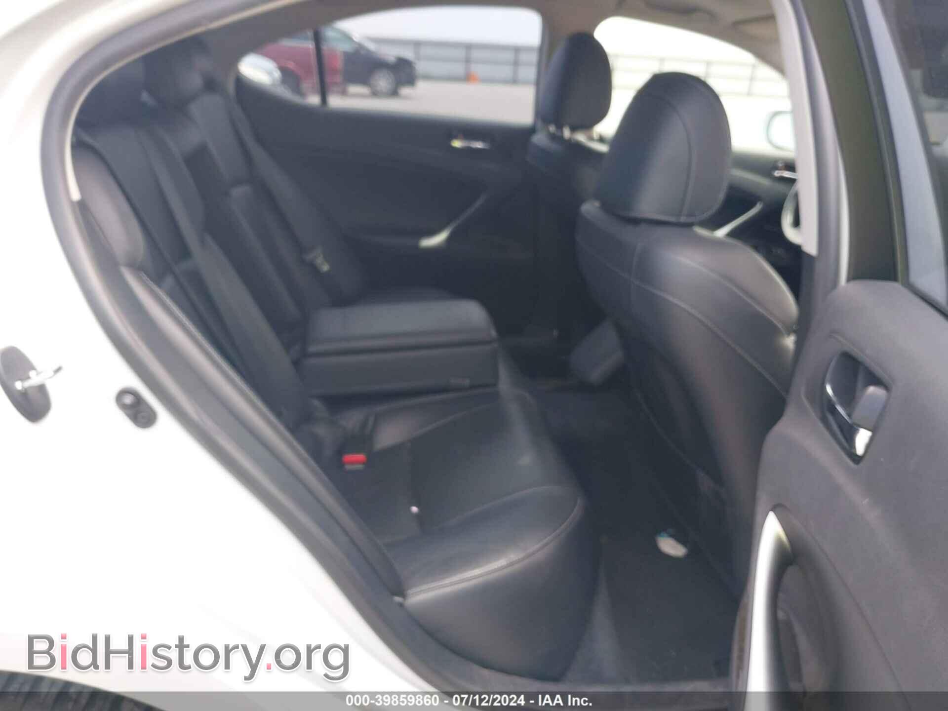 2011 LEXUS IS 350 - VIN: JTHCE5C2XB5000830 - Фото 8
