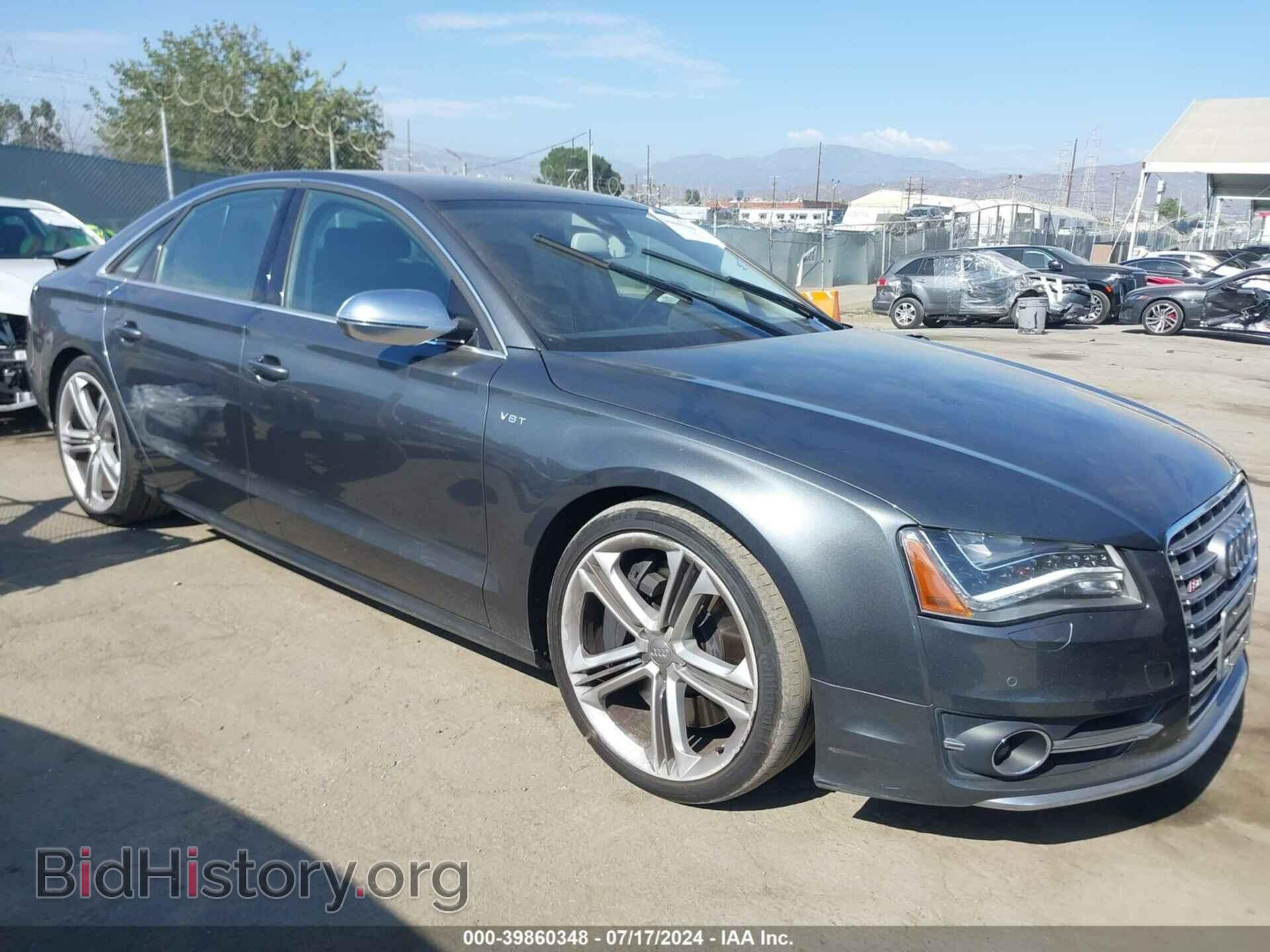 2013 AUDI S8 - VIN: WAUD2AFD5DN019094 - Фото 1