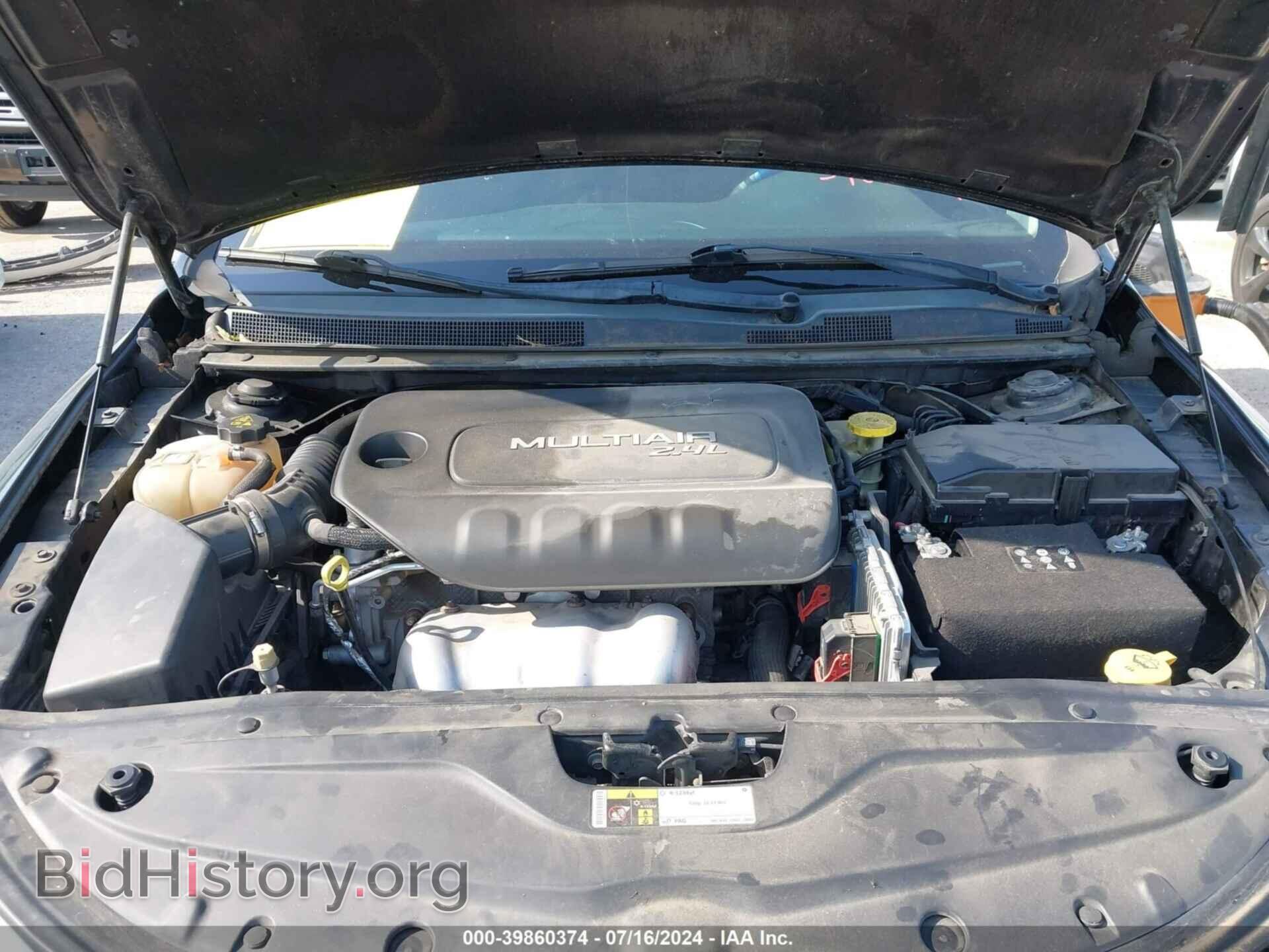 2015 CHRYSLER 200 - VIN: 1C3CCCAB1FN556050 - Photo 10