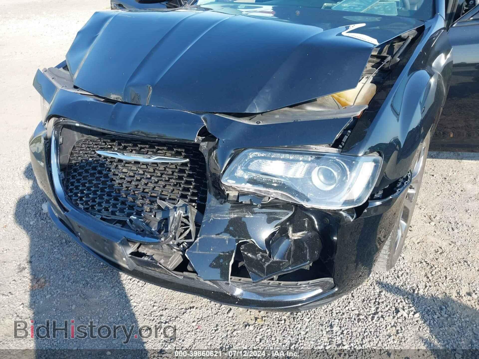 2018 CHRYSLER 300 - VIN: 2C3CCAAG1JH249494 - Фото 6