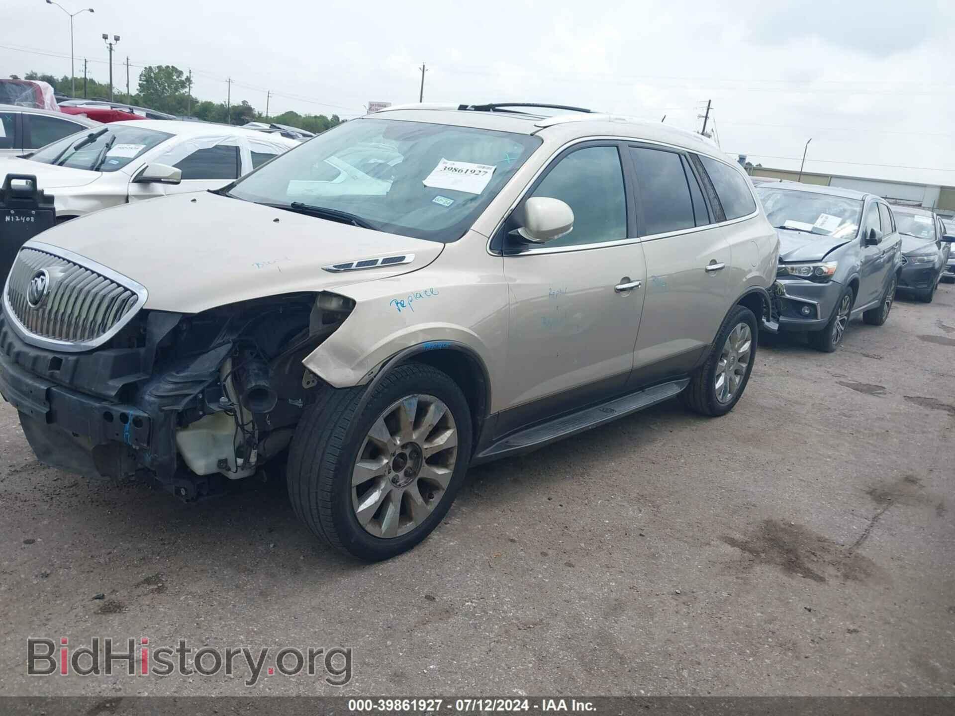 2011 BUICK ENCLAVE - VIN: 5GAKRCED5BJ396453 - Фото 2