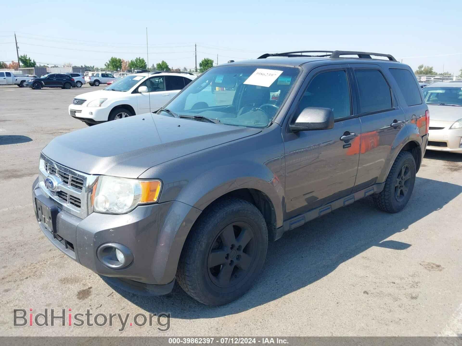 2011 FORD ESCAPE - VIN: 1FMCU0D72BKB35153 - Фото 2