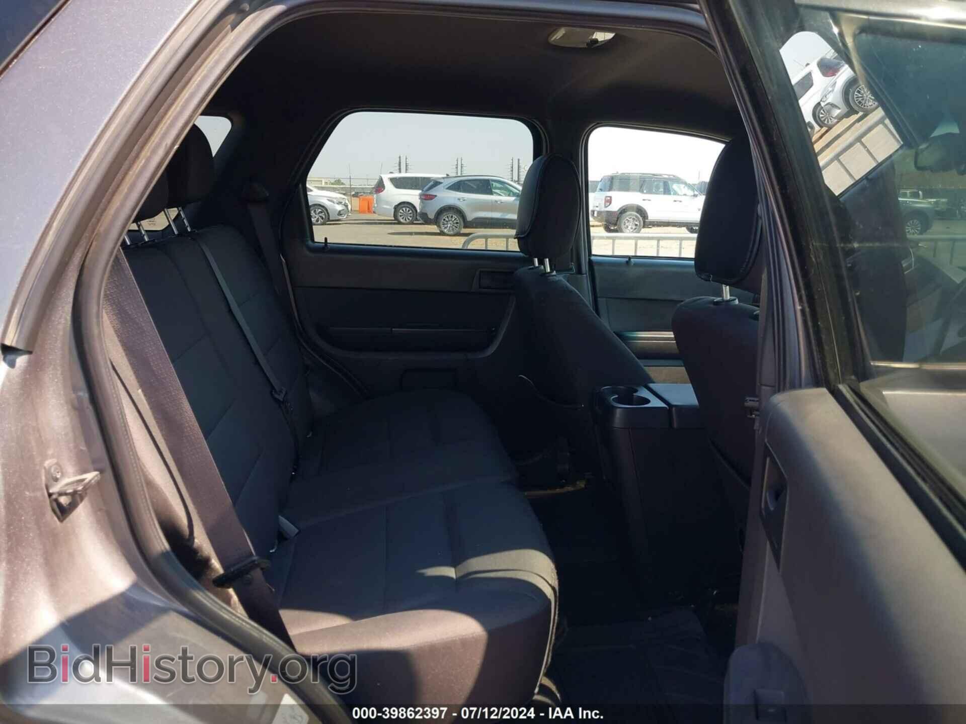 2011 FORD ESCAPE - VIN: 1FMCU0D72BKB35153 - Фото 8