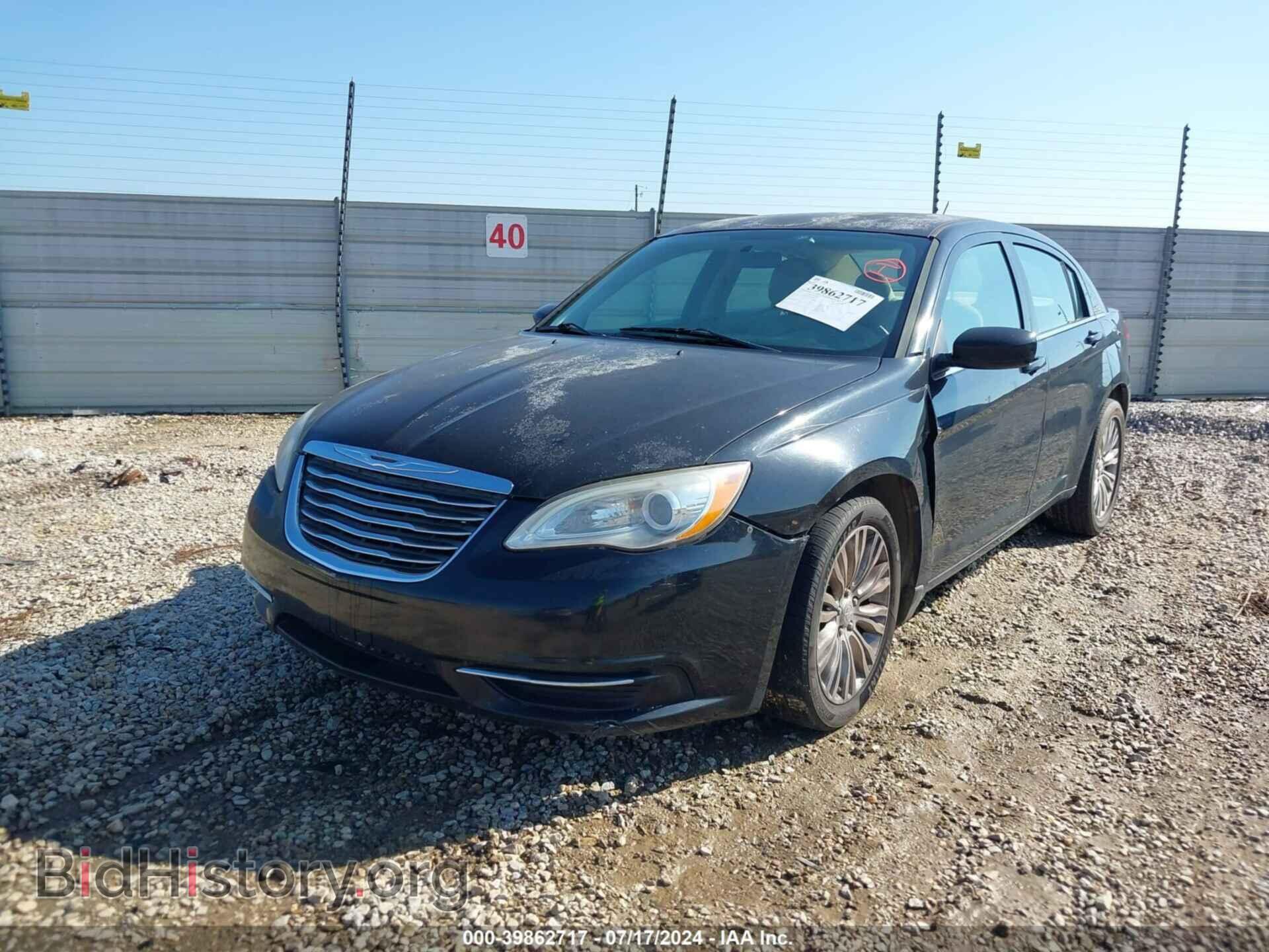 2014 CHRYSLER 200 - VIN: 1C3CCBBB2EN107886 - Фото 2