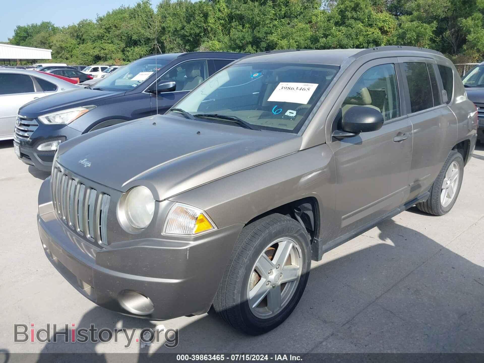 2008 JEEP COMPASS - VIN: 1J8FT47098D756356 - Фото 2