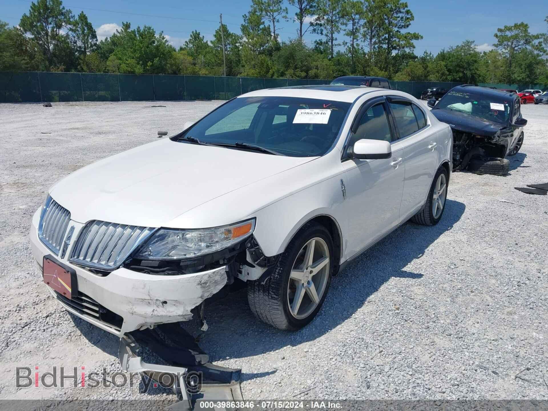 2011 LINCOLN MKS - VIN: 1LNHL9FT7BG614131 - Фото 2