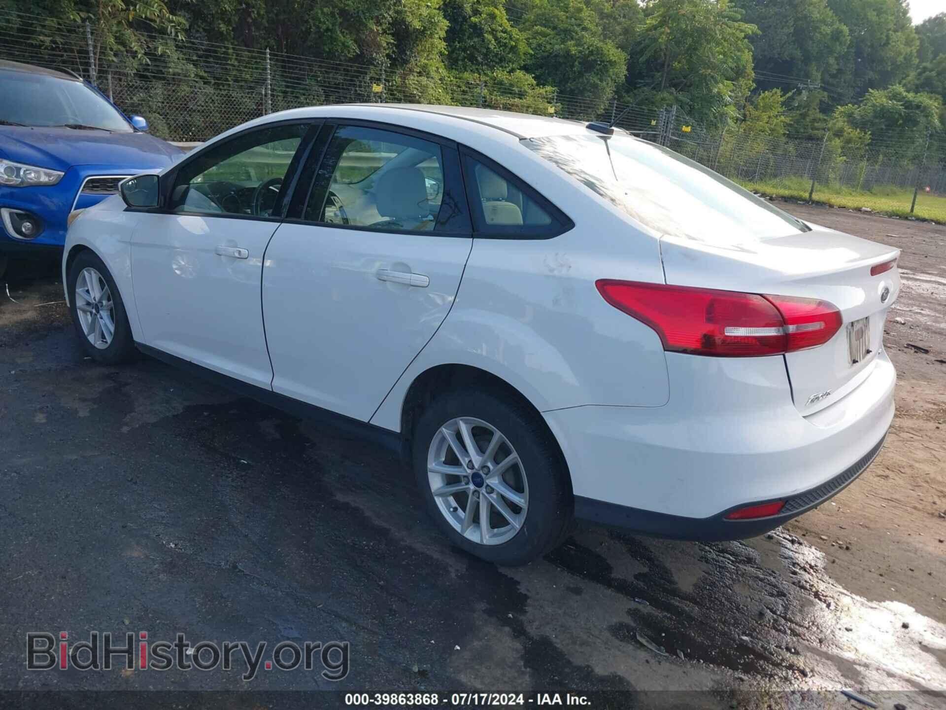 2017 FORD FOCUS - VIN: 1FADP3F27HL228049 - Фото 3