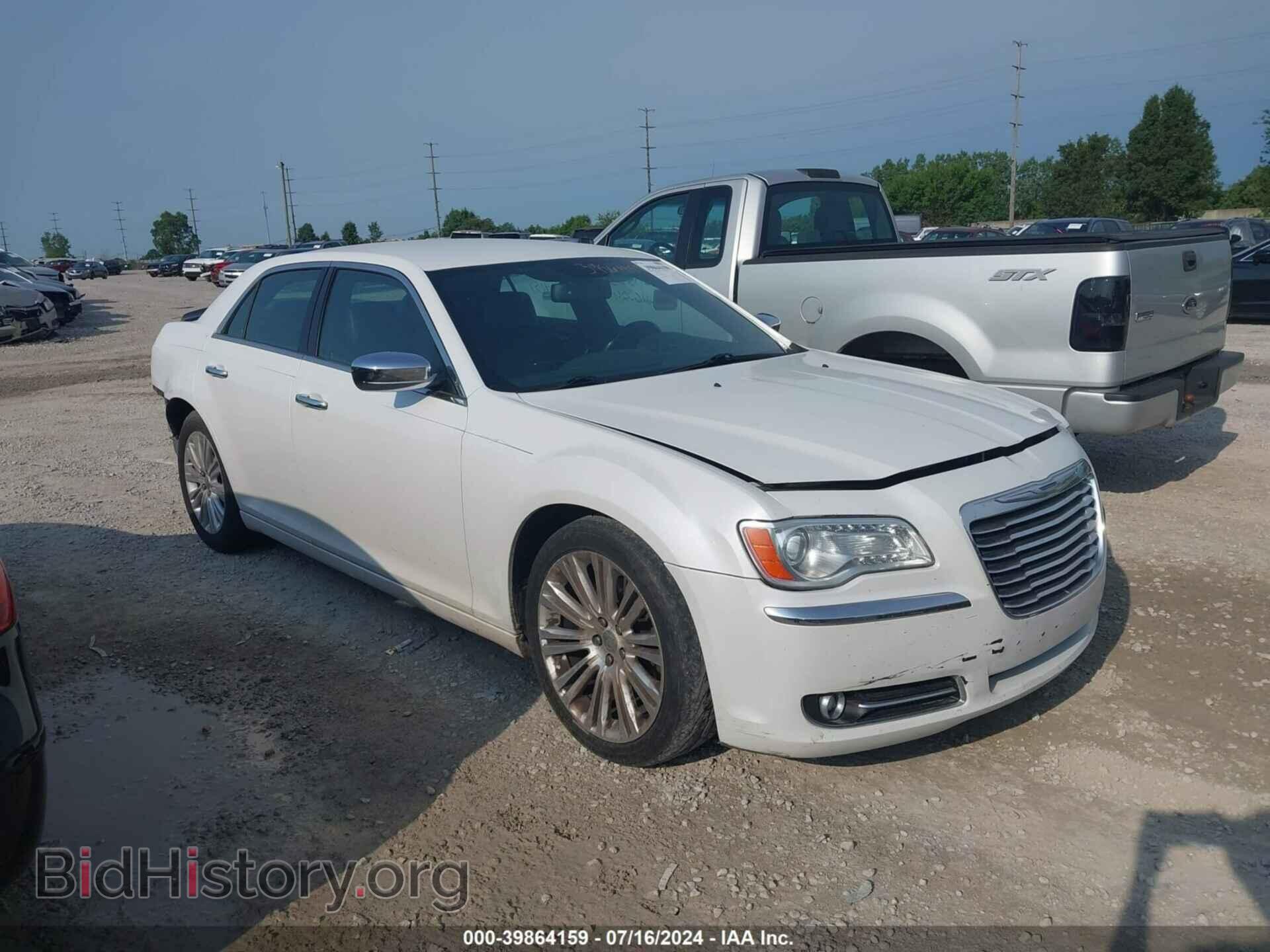 Фотография 2C3CCAET2DH727921 - CHRYSLER 300C 2013