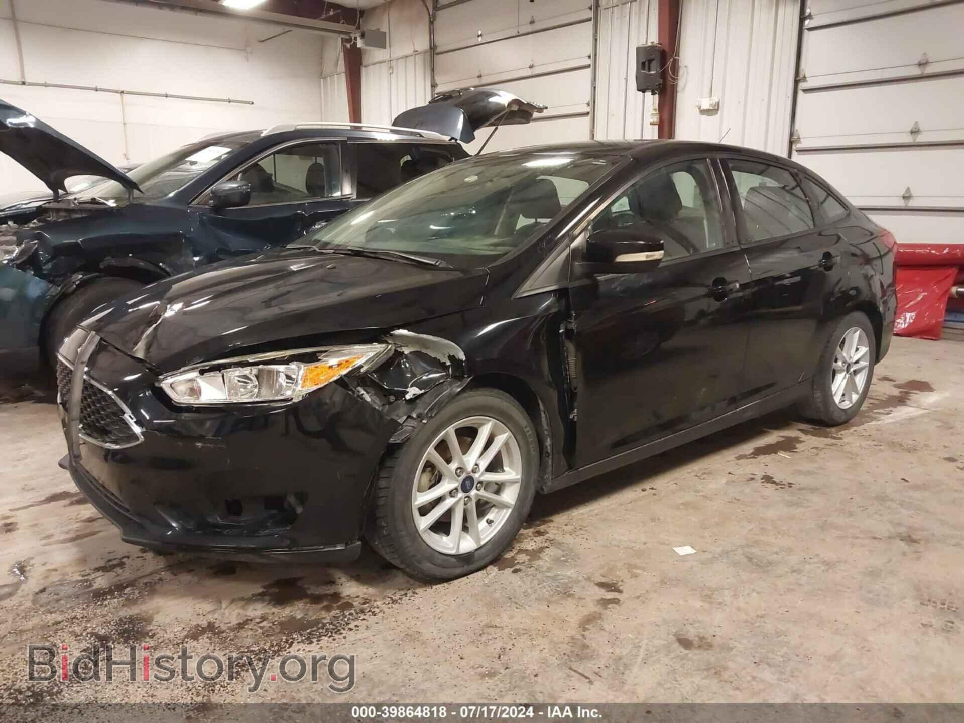 2017 FORD FOCUS - VIN: 1FADP3F24HL303628 - Фото 2
