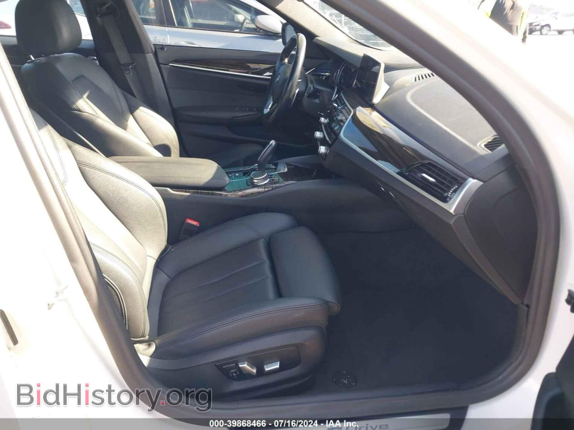 2018 BMW 530E - VIN: WBAJA9C52JB251148 - Фото 5