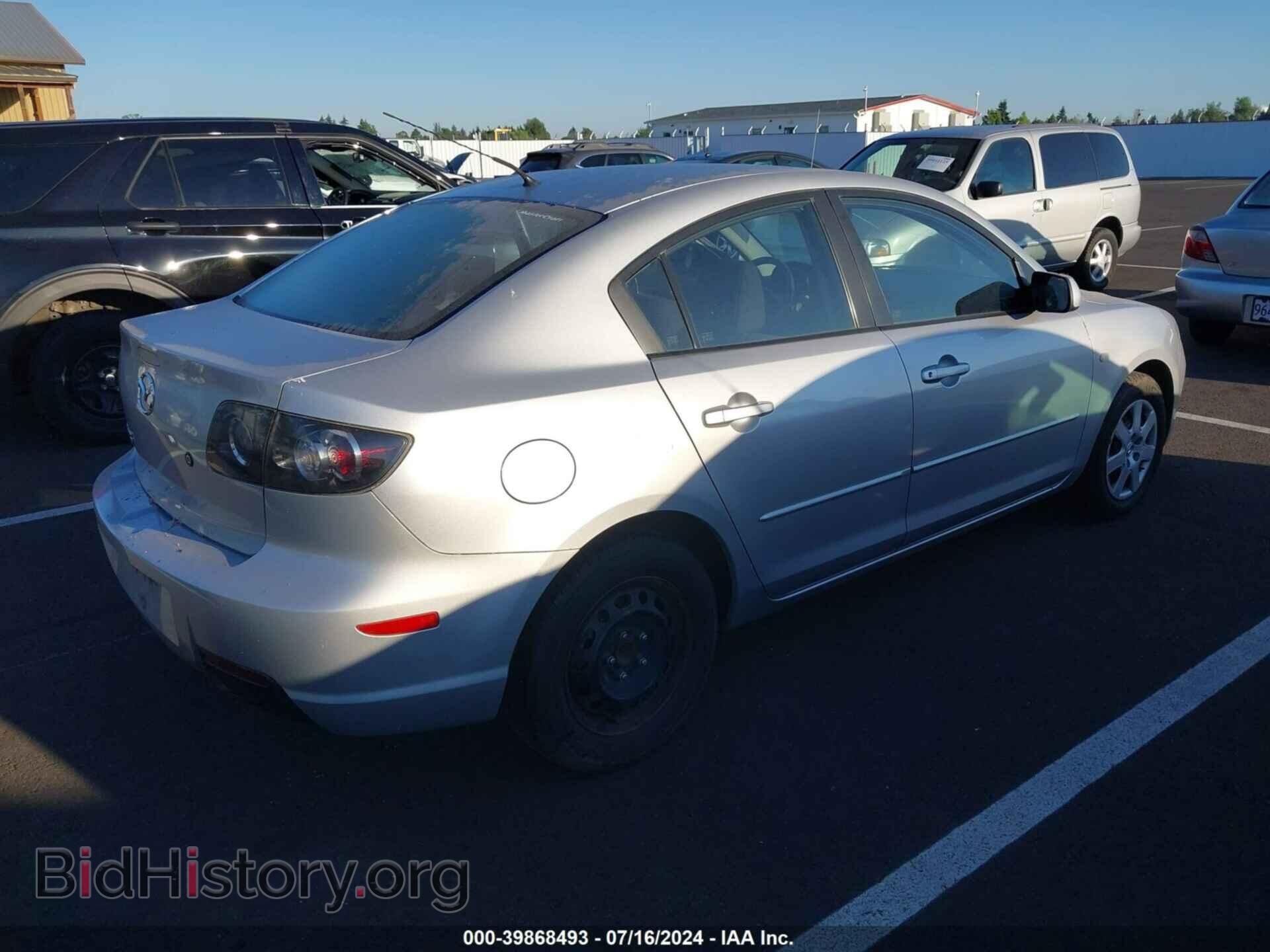 2008 MAZDA MAZDA3 - VIN: JM1BK12F481775515 - Фото 4