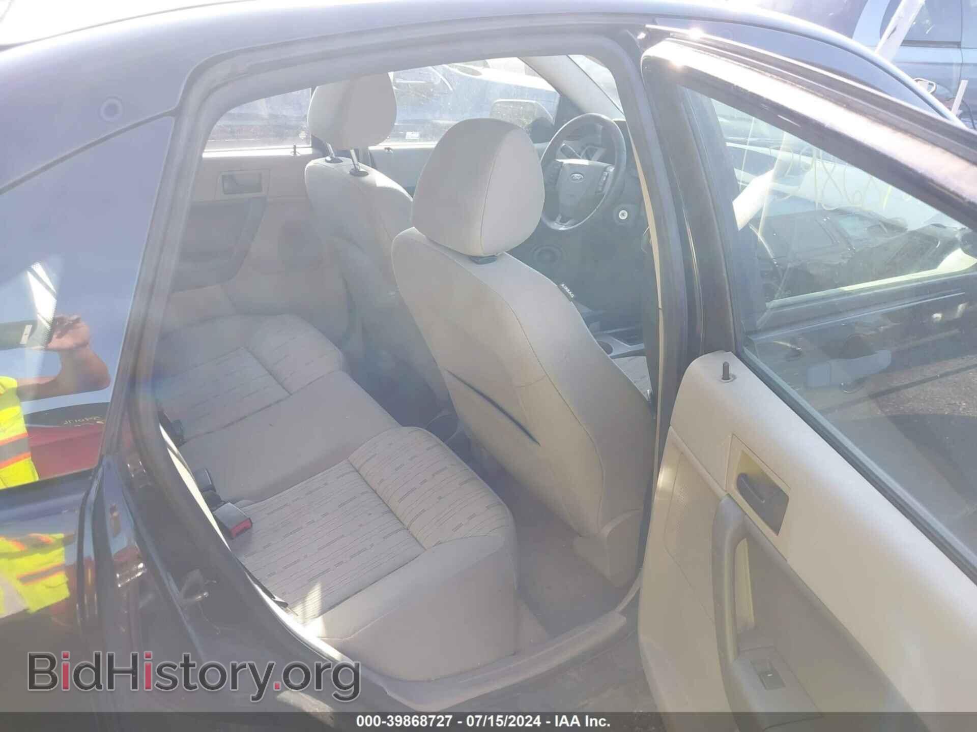 2010 FORD FOCUS - VIN: 1FAHP3FN0AW225218 - Фото 8