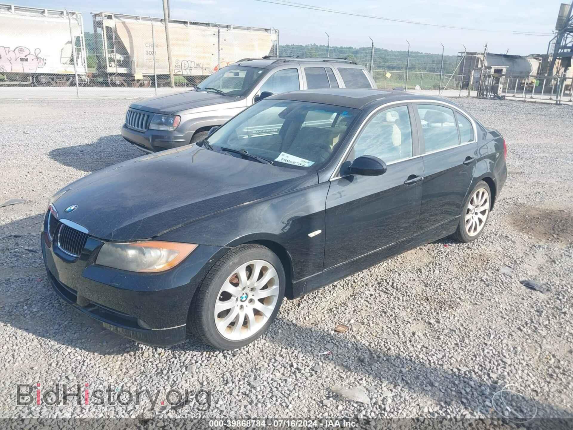 2006 BMW 330I - VIN: WBAVB33506PS13987 - Фото 2