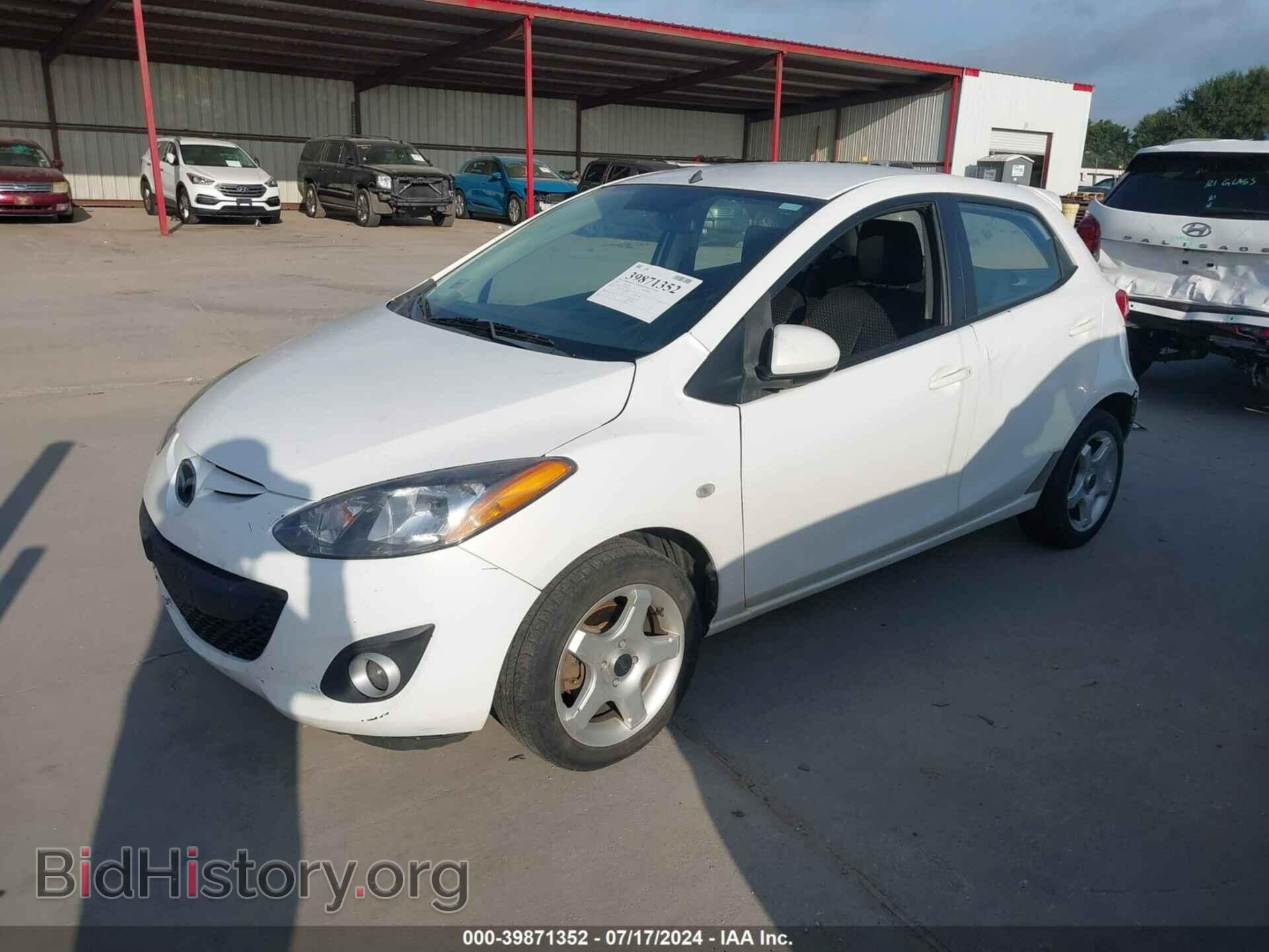 2013 MAZDA MAZDA2 - VIN: JM1DE1LY8D0159073 - Фото 2