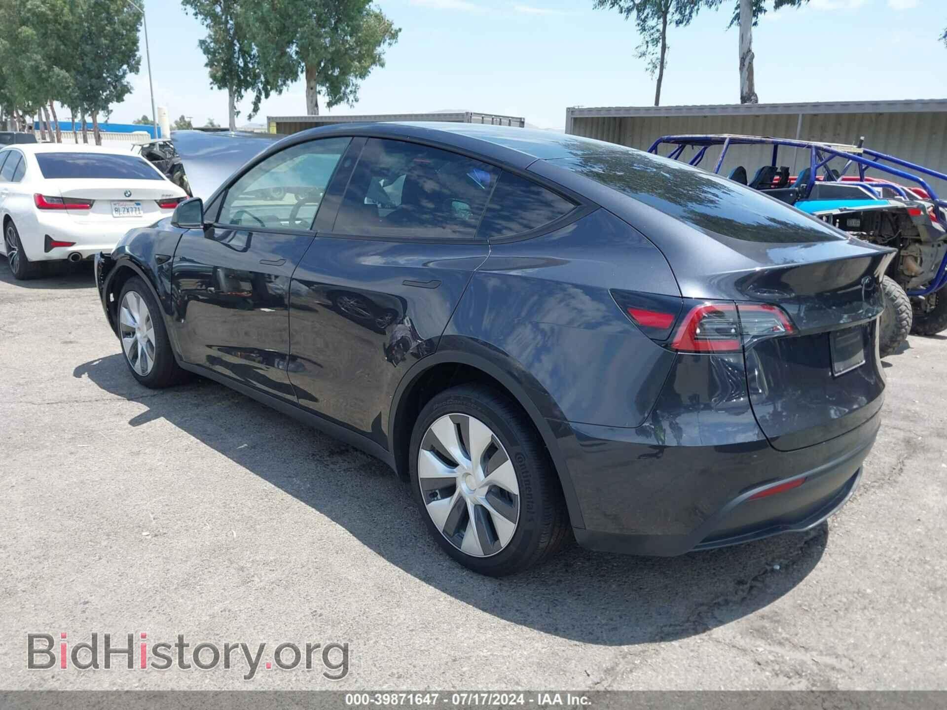 2024 TESLA MODEL Y - VIN: 7SAYGDED2RF050935 - Фото 3