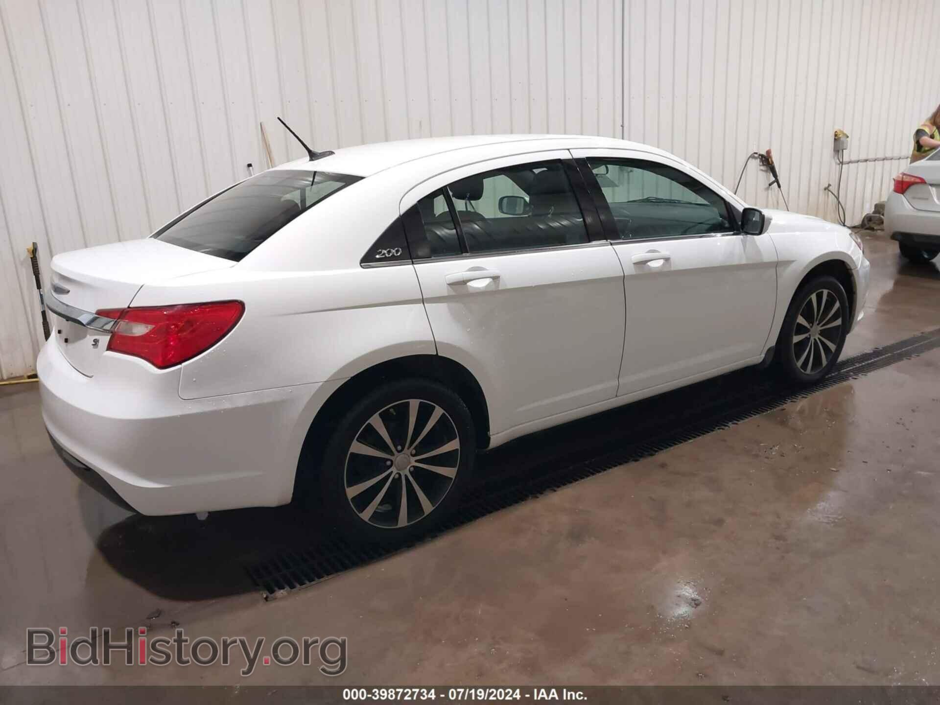2014 CHRYSLER 200 - VIN: 1C3CCBBG4EN120408 - Фото 4