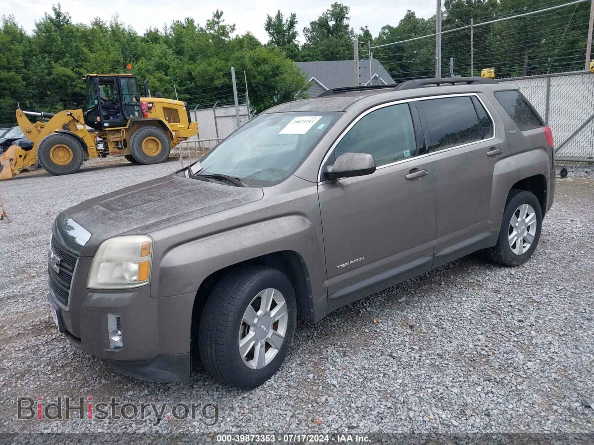 2011 GMC TERRAIN - VIN: 2CTALSEC0B6430040 - Photo 2