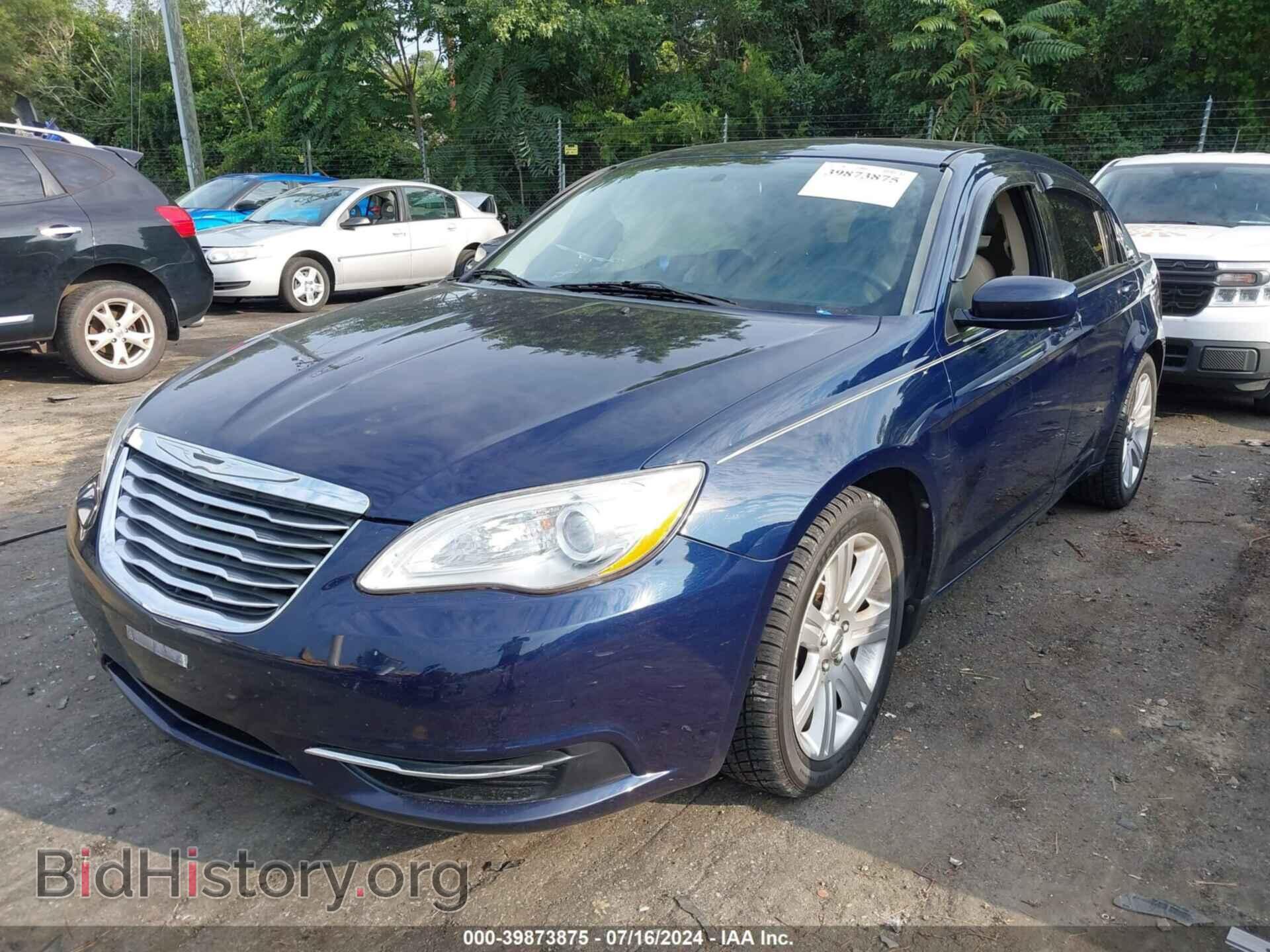 2014 CHRYSLER 200 - VIN: 1C3CCBBB2EN108231 - Фото 2
