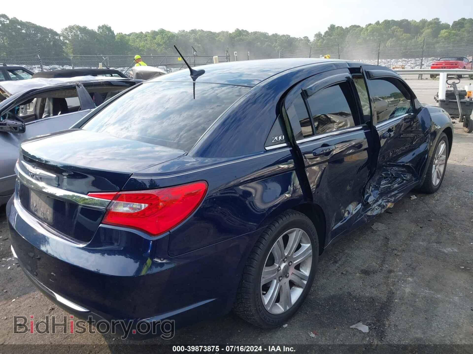2014 CHRYSLER 200 - VIN: 1C3CCBBB2EN108231 - Фото 4