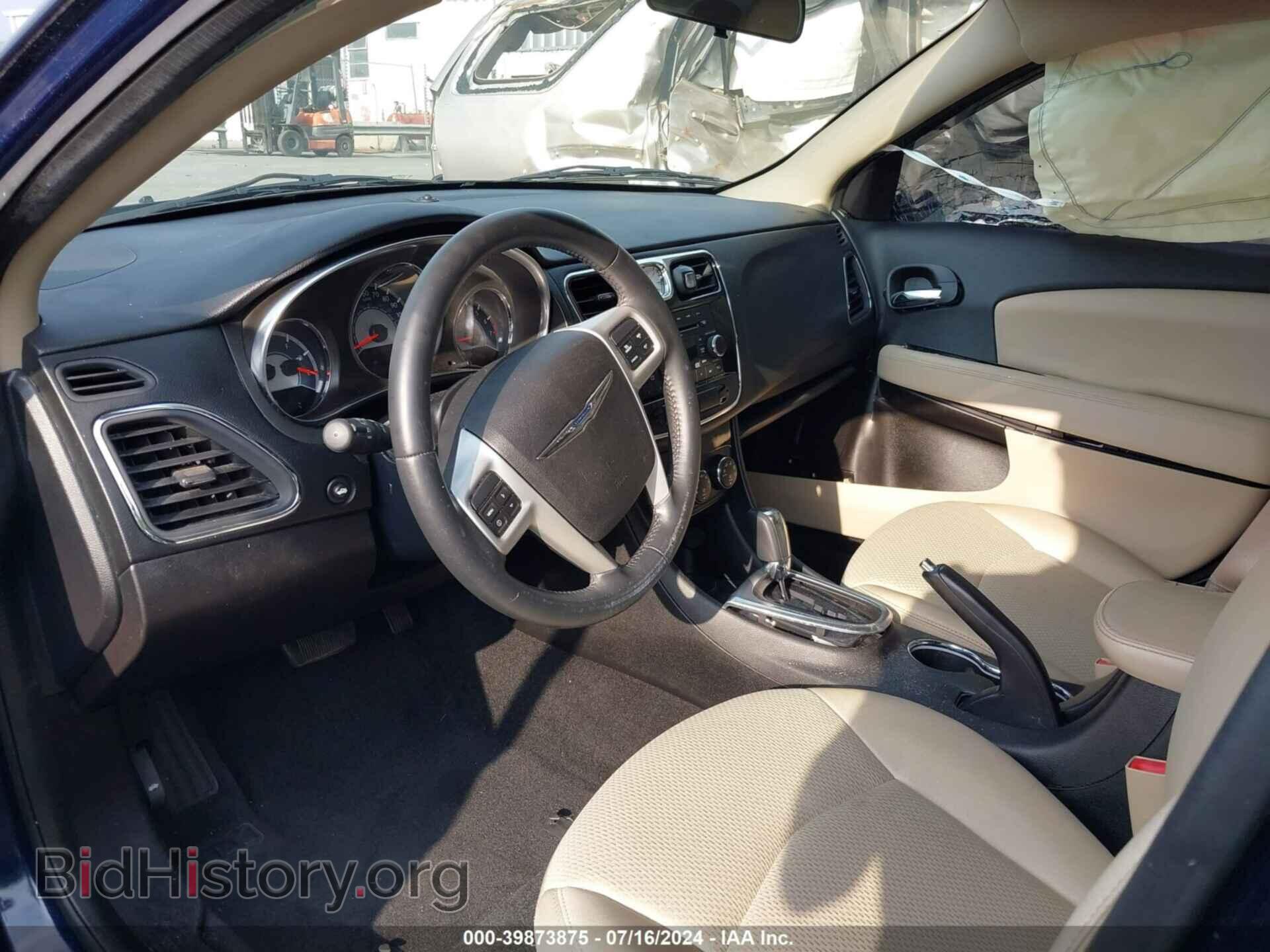 2014 CHRYSLER 200 - VIN: 1C3CCBBB2EN108231 - Фото 5