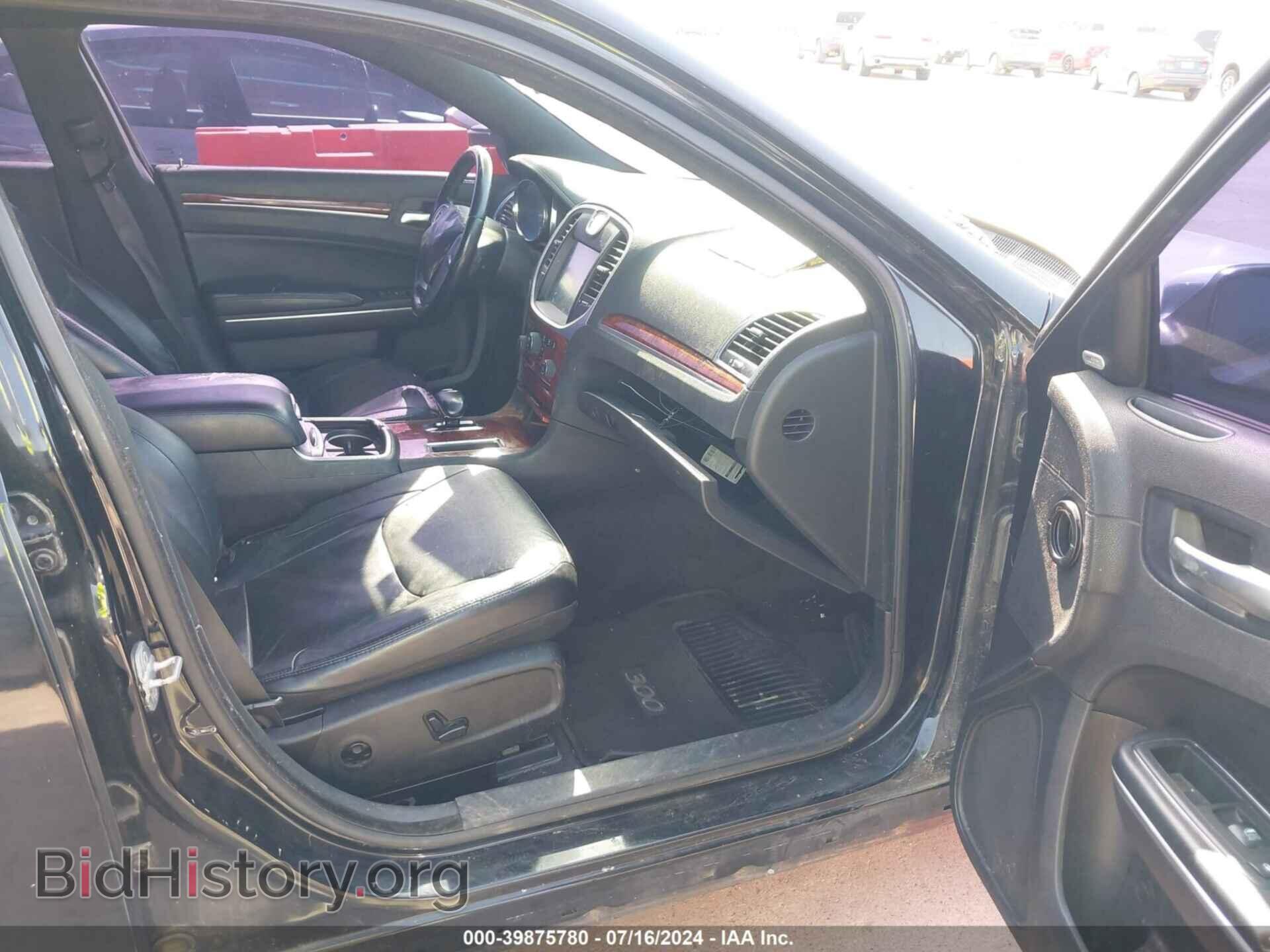 2012 CHRYSLER 300 - VIN: 2C3CCACG6CH210495 - Фото 5